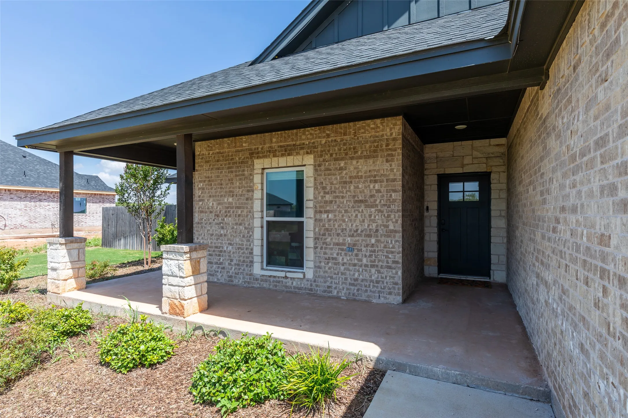 Single Family Residence For Sale in Taylor County , 142 Rio Grande, Abilene, Texas 79606, 4 Bedroom, 3 Bathroom, 2 Garage spaces, 2,490 Sqft, built in 2023, mls#21332670, Real Estate Agent in Abilene, Homes For Sale in Taylor county, Homes For Sale in Abilene, Realtor in Abilene Texas, Real Estate Brokerage Independent Realty Texas, Luminita Cordes Realtor
