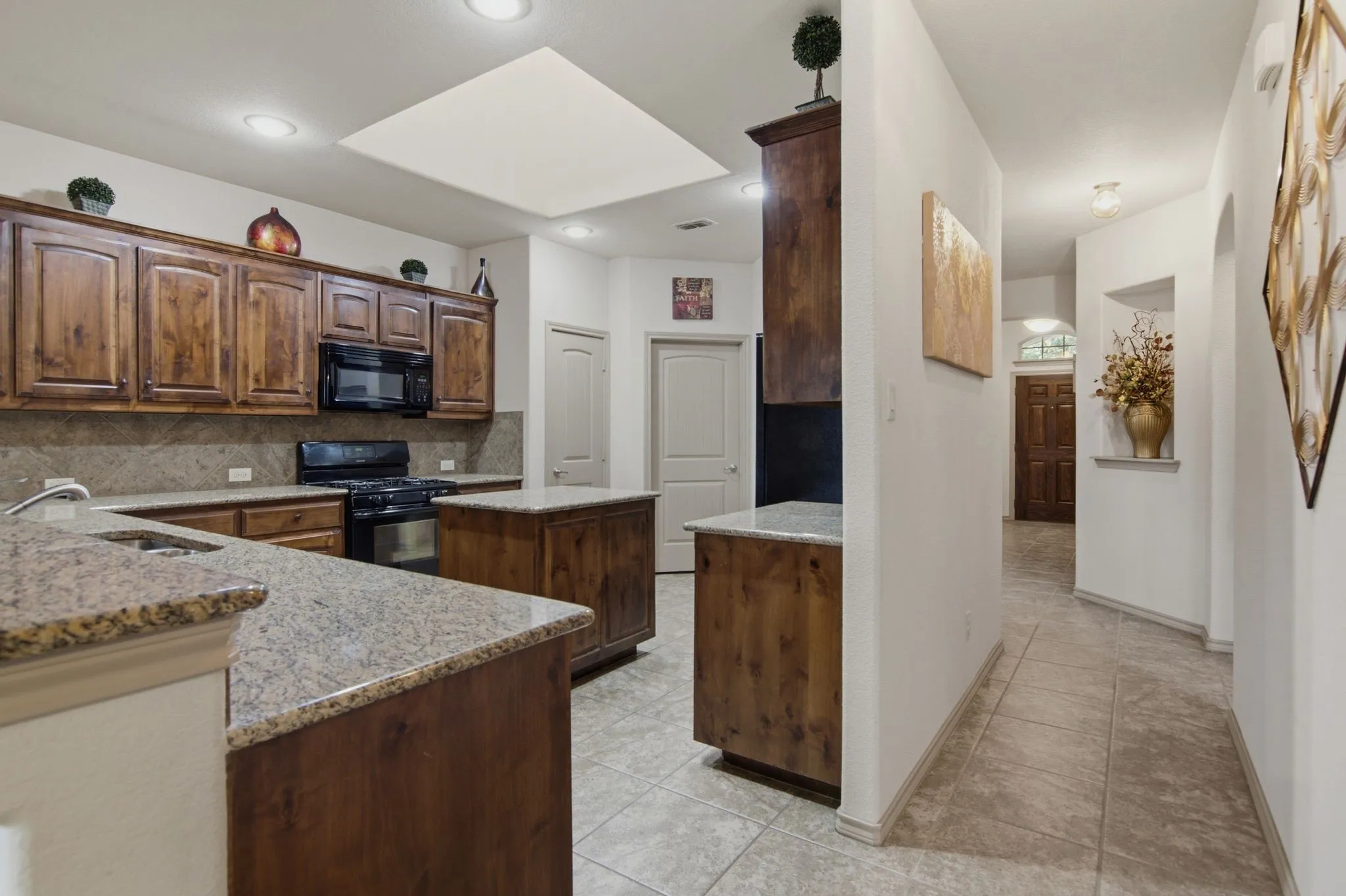 Single Family Residence For Sale in Tarrant County , 2444 Half Moon Bay Lane, Fort Worth, Texas 76177, 3 Bedroom, 2 Bathroom, 3 Garage spaces, 1,864 Sqft, built in 2014, mls#21332682, Real Estate Agent in Fort Worth, Homes For Sale in Tarrant county, Homes For Sale in Fort Worth, Realtor in Fort Worth Texas, Real Estate Brokerage Independent Realty Texas, Luminita Cordes Realtor