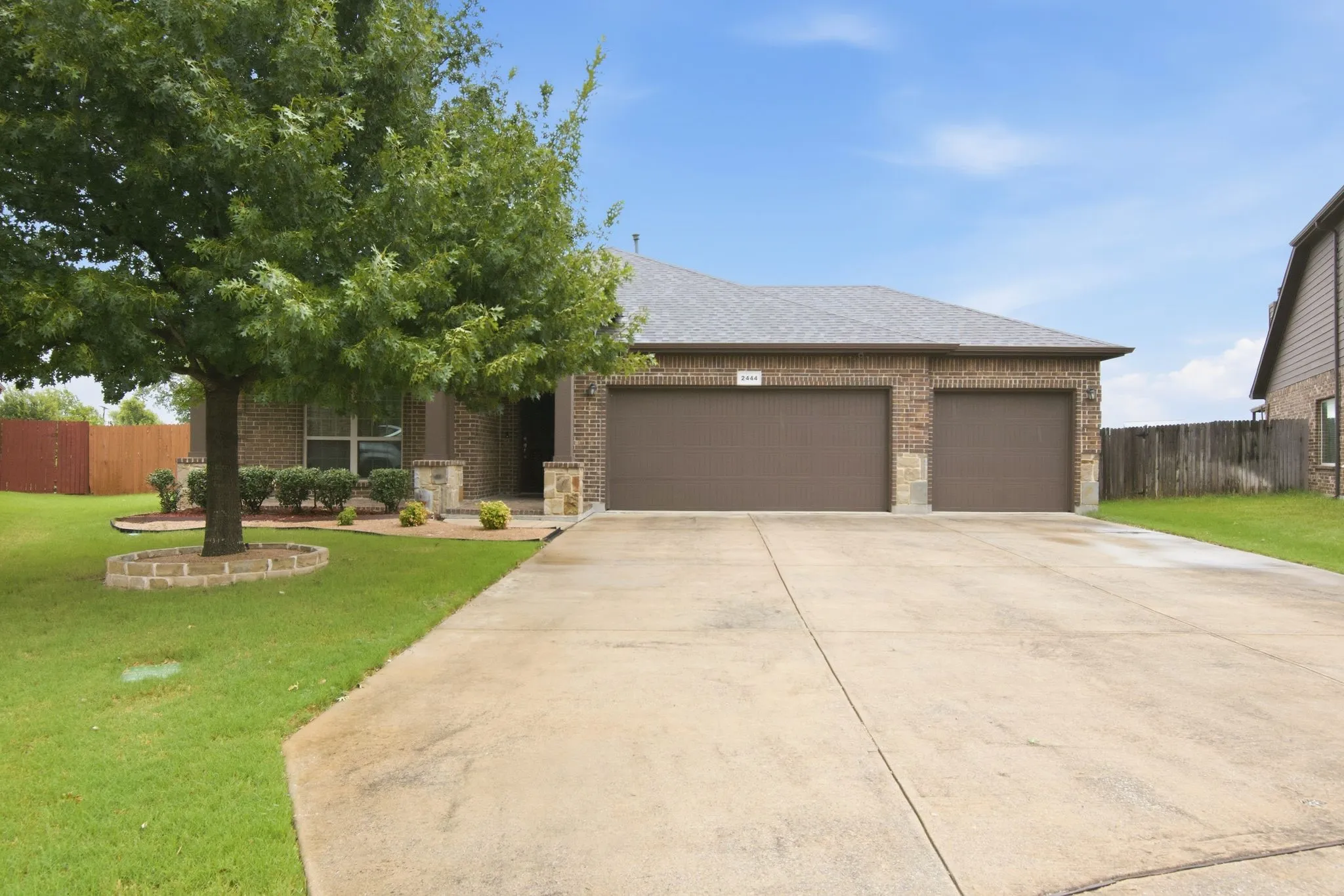 Single Family Residence For Sale in Tarrant County , 2444 Half Moon Bay Lane, Fort Worth, Texas 76177, 3 Bedroom, 2 Bathroom, 3 Garage spaces, 1,864 Sqft, built in 2014, mls#21332682, Real Estate Agent in Fort Worth, Homes For Sale in Tarrant county, Homes For Sale in Fort Worth, Realtor in Fort Worth Texas, Real Estate Brokerage Independent Realty Texas, Luminita Cordes Realtor
