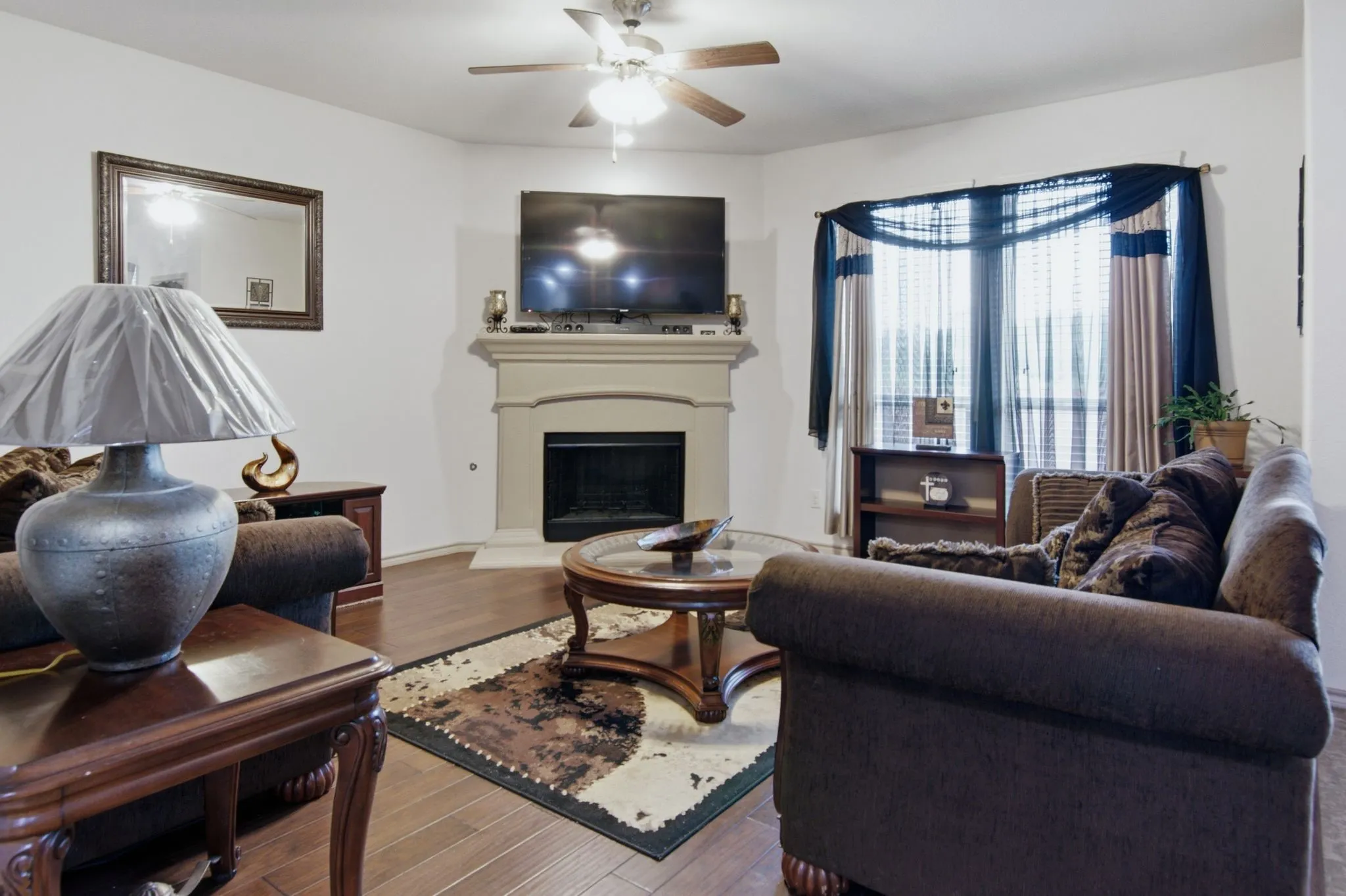 Single Family Residence For Sale in Tarrant County , 2444 Half Moon Bay Lane, Fort Worth, Texas 76177, 3 Bedroom, 2 Bathroom, 3 Garage spaces, 1,864 Sqft, built in 2014, mls#21332682, Real Estate Agent in Fort Worth, Homes For Sale in Tarrant county, Homes For Sale in Fort Worth, Realtor in Fort Worth Texas, Real Estate Brokerage Independent Realty Texas, Luminita Cordes Realtor