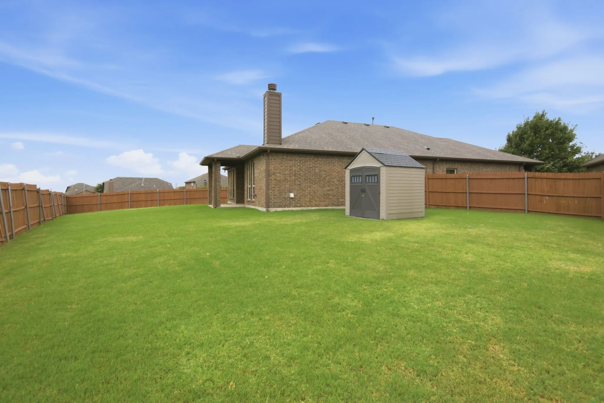 Single Family Residence For Sale in Tarrant County , 2444 Half Moon Bay Lane, Fort Worth, Texas 76177, 3 Bedroom, 2 Bathroom, 3 Garage spaces, 1,864 Sqft, built in 2014, mls#21332682, Real Estate Agent in Fort Worth, Homes For Sale in Tarrant county, Homes For Sale in Fort Worth, Realtor in Fort Worth Texas, Real Estate Brokerage Independent Realty Texas, Luminita Cordes Realtor