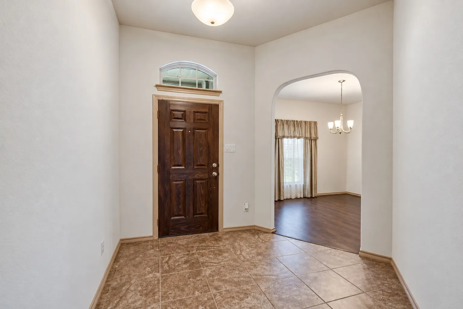 Single Family Residence For Sale in Tarrant County , 2444 Half Moon Bay Lane, Fort Worth, Texas 76177, 3 Bedroom, 2 Bathroom, 3 Garage spaces, 1,864 Sqft, built in 2014, mls#21332682, Real Estate Agent in Fort Worth, Homes For Sale in Tarrant county, Homes For Sale in Fort Worth, Realtor in Fort Worth Texas, Real Estate Brokerage Independent Realty Texas, Luminita Cordes Realtor