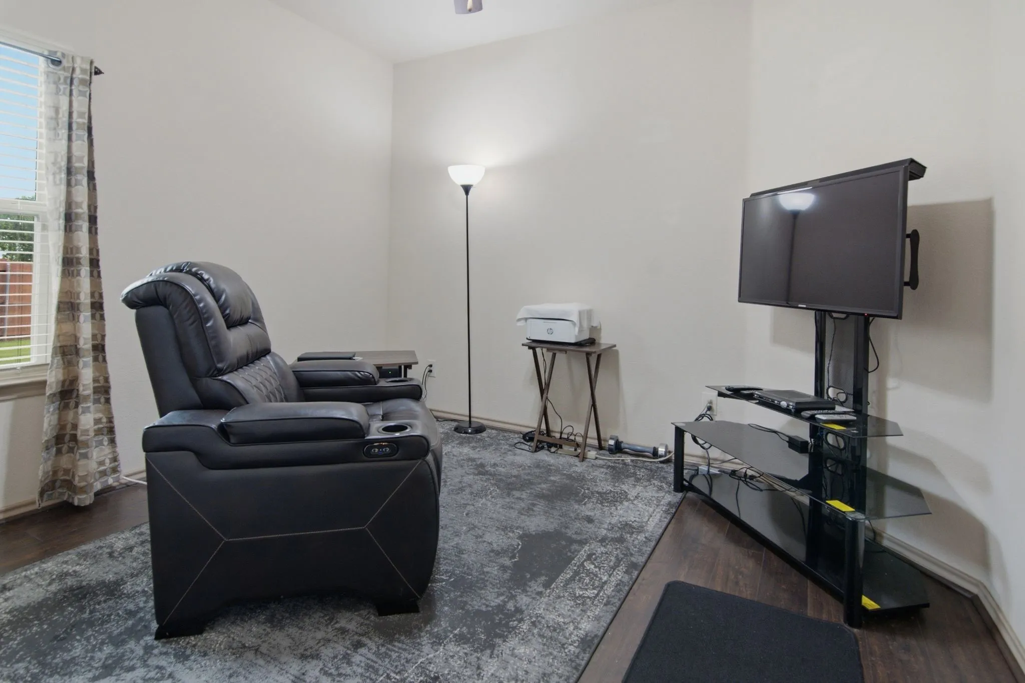 Single Family Residence For Sale in Tarrant County , 2444 Half Moon Bay Lane, Fort Worth, Texas 76177, 3 Bedroom, 2 Bathroom, 3 Garage spaces, 1,864 Sqft, built in 2014, mls#21332682, Real Estate Agent in Fort Worth, Homes For Sale in Tarrant county, Homes For Sale in Fort Worth, Realtor in Fort Worth Texas, Real Estate Brokerage Independent Realty Texas, Luminita Cordes Realtor