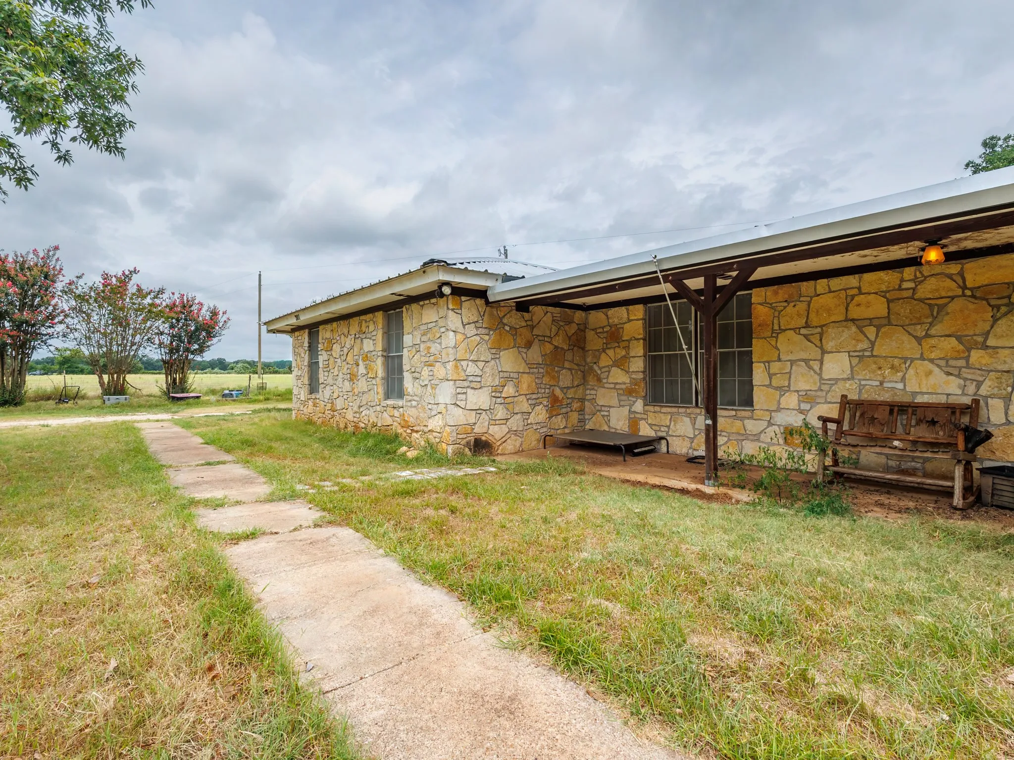 Farm For Sale in Erath County , 301 County Road 214, Hico, Texas 76457, 3 Bedroom, 3 Bathroom, Garage spaces, 2,952 Sqft, built in 1990, mls#21334200, Real Estate Agent in Hico, Homes For Sale in Erath county, Homes For Sale in Hico, Realtor in Hico Texas, Real Estate Brokerage Independent Realty Texas, Luminita Cordes Realtor