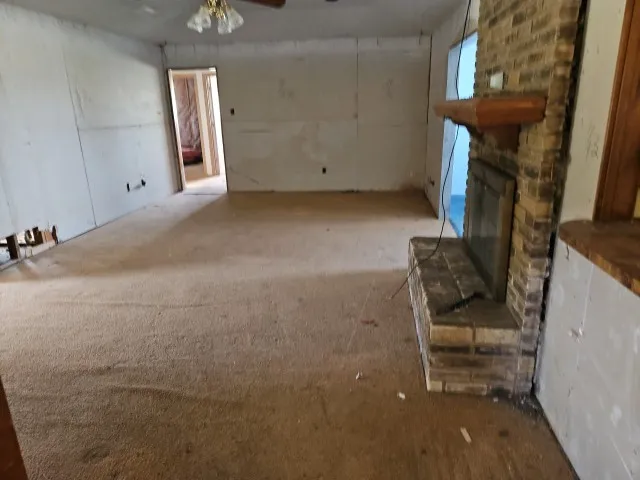 Single Family Residence For Sale in Collin County , 4057 County Road 599, Farmersville, Texas 75442, 4 Bedroom, 3 Bathroom, Garage spaces, 2,057 Sqft, built in 1983, mls#21334234, Real Estate Agent in Farmersville, Homes For Sale in Collin county, Homes For Sale in Farmersville, Realtor in Farmersville Texas, Real Estate Brokerage Independent Realty Texas, Luminita Cordes Realtor