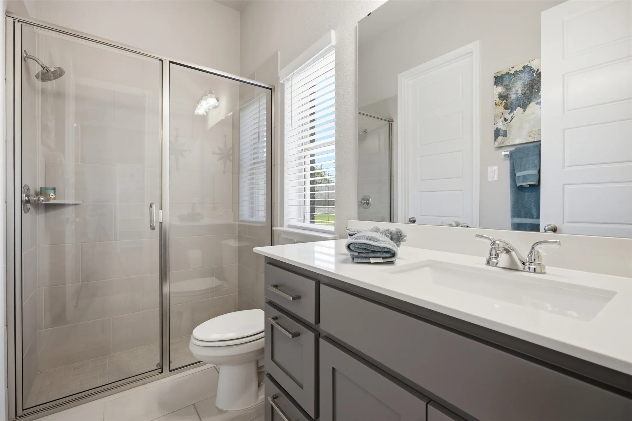 Single Family Residence For Sale in Denton County , 321 Foxthorne Way, Little Elm, Texas 75068, 4 Bedroom, 3 Bathroom, 2 Garage spaces, 2,511 Sqft, built in 2020, mls#21326562, Real Estate Agent in Little Elm, Homes For Sale in Denton county, Homes For Sale in Little Elm, Realtor in Little Elm Texas, Real Estate Brokerage Independent Realty Texas, Luminita Cordes Realtor