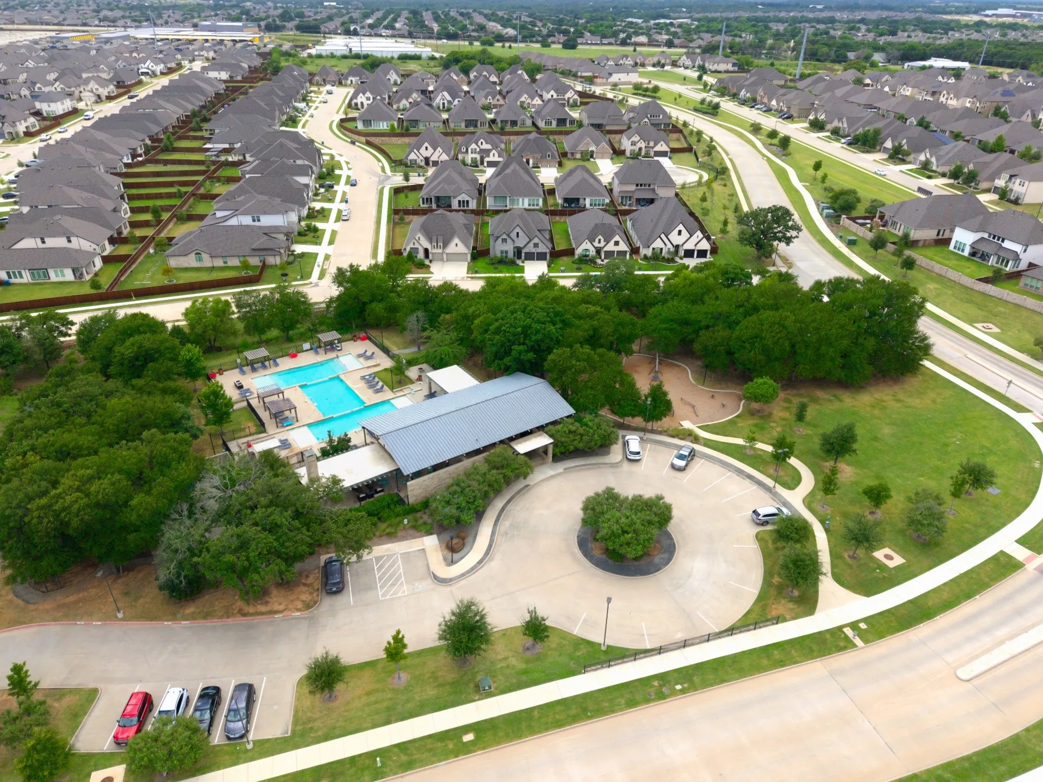 Single Family Residence For Sale in Denton County , 321 Foxthorne Way, Little Elm, Texas 75068, 4 Bedroom, 3 Bathroom, 2 Garage spaces, 2,511 Sqft, built in 2020, mls#21326562, Real Estate Agent in Little Elm, Homes For Sale in Denton county, Homes For Sale in Little Elm, Realtor in Little Elm Texas, Real Estate Brokerage Independent Realty Texas, Luminita Cordes Realtor