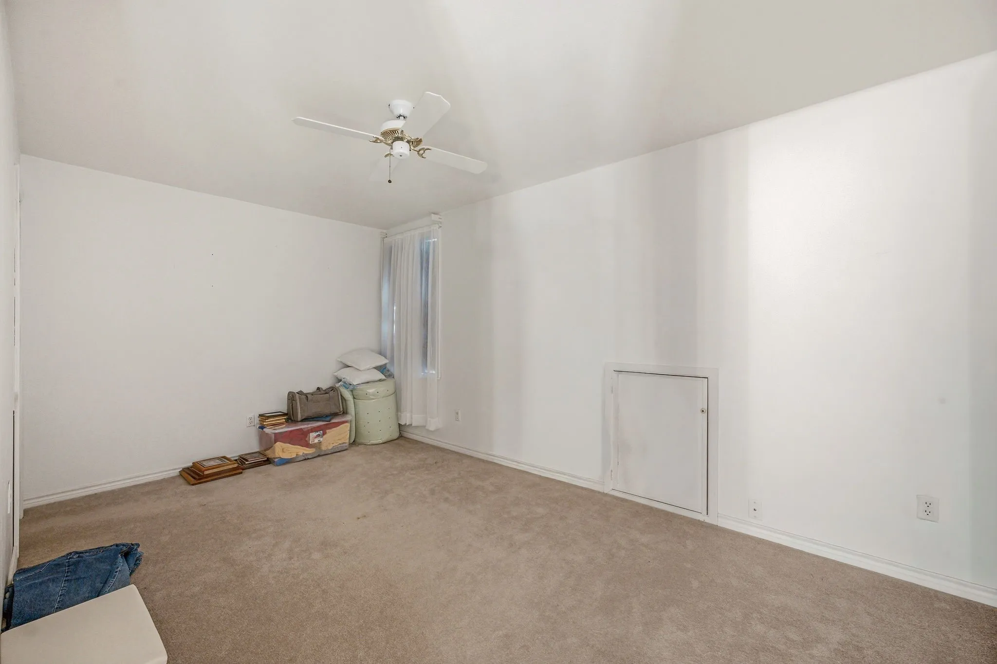 Single Family Residence For Sale in Erath County , 7835 N US Highway 377, Stephenville, Texas 76401, 4 Bedroom, 2 Bathroom, Garage spaces, 2,384 Sqft, built in 1994, mls#21334206, Real Estate Agent in Stephenville, Homes For Sale in Erath county, Homes For Sale in Stephenville, Realtor in Stephenville Texas, Real Estate Brokerage Independent Realty Texas, Luminita Cordes Realtor