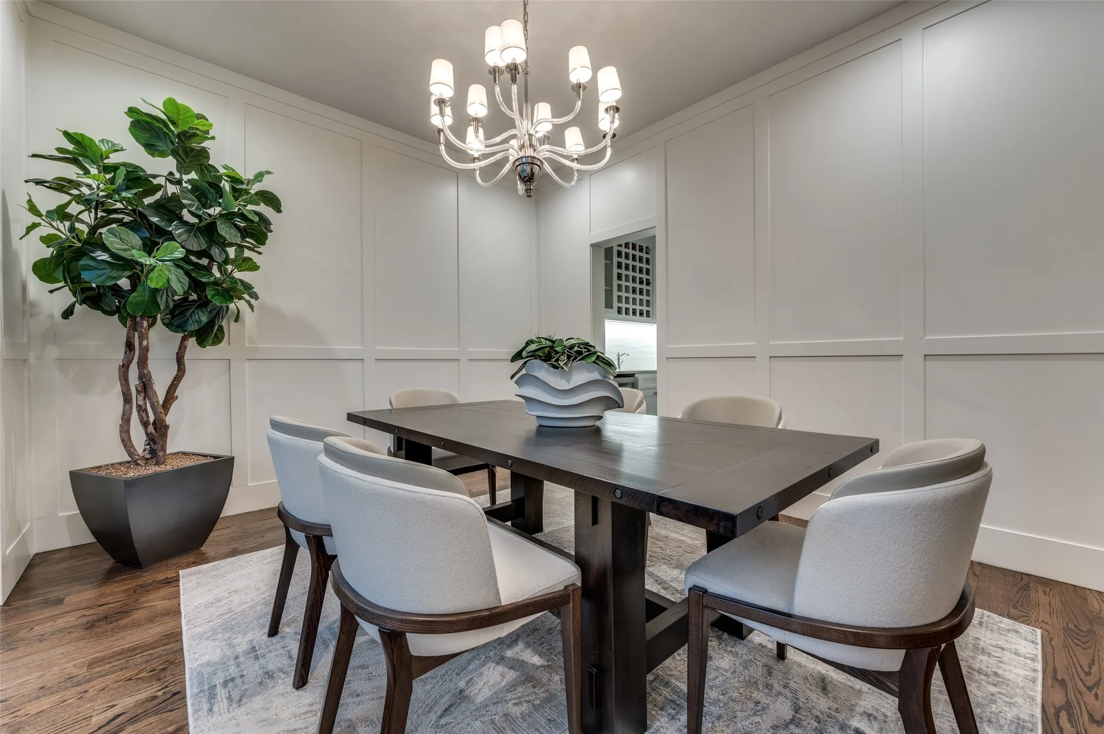 Single Family Residence For Sale in Dallas County , 6655 Avian Drive, Dallas, Texas 75230, 4 Bedroom, 6 Bathroom, 3 Garage spaces, 4,418 Sqft, built in 2017, mls#21333845, Real Estate Agent in Dallas, Homes For Sale in Dallas county, Homes For Sale in Dallas, Realtor in Dallas Texas, Real Estate Brokerage Independent Realty Texas, Luminita Cordes Realtor