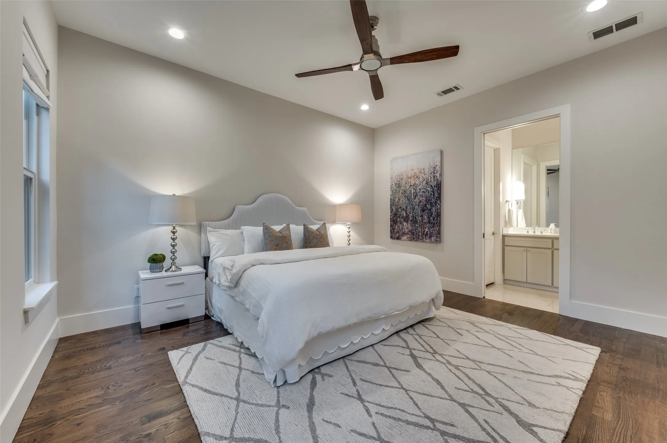 Single Family Residence For Sale in Dallas County , 6655 Avian Drive, Dallas, Texas 75230, 4 Bedroom, 6 Bathroom, 3 Garage spaces, 4,418 Sqft, built in 2017, mls#21333845, Real Estate Agent in Dallas, Homes For Sale in Dallas county, Homes For Sale in Dallas, Realtor in Dallas Texas, Real Estate Brokerage Independent Realty Texas, Luminita Cordes Realtor