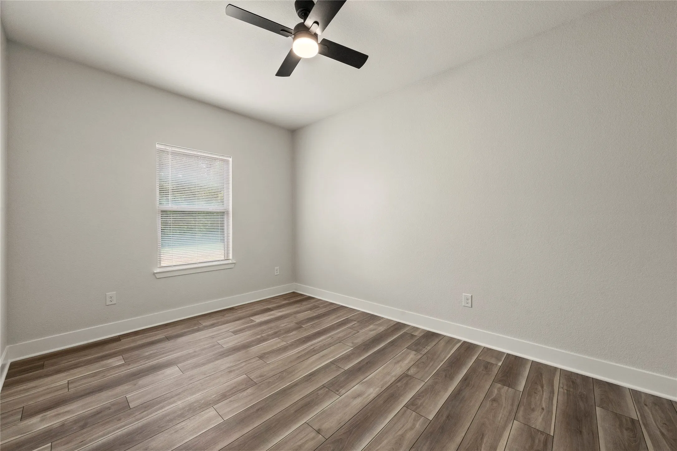 Single Family Residence For Sale in Mc Lennan County , 214 Rogers Street, Mc Gregor, Texas 76657, 3 Bedroom, 2 Bathroom, 1 Garage spaces, 1,876 Sqft, built in 2026, mls#21334240, Real Estate Agent in Mc Gregor, Homes For Sale in Mc Lennan county, Homes For Sale in Mc Gregor, Realtor in Mc Gregor Texas, Real Estate Brokerage Independent Realty Texas, Luminita Cordes Realtor