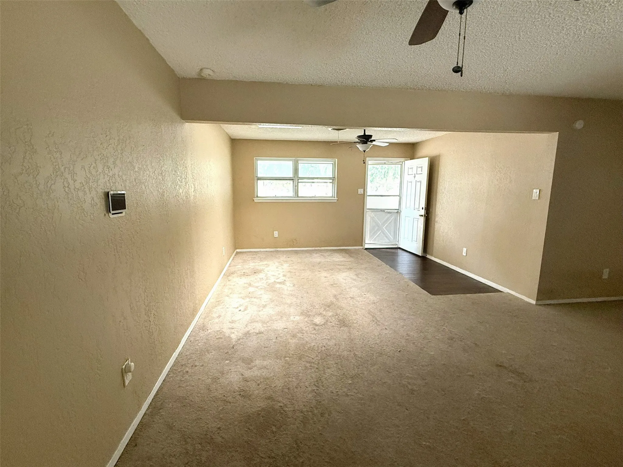 Single Family Residence For Sale in Taylor County , 3010 Grand Avenue, Abilene, Texas 79605, 3 Bedroom, 2 Bathroom, 2 Garage spaces, 1,692 Sqft, built in 1964, mls#21315914, Real Estate Agent in Abilene, Homes For Sale in Taylor county, Homes For Sale in Abilene, Realtor in Abilene Texas, Real Estate Brokerage Independent Realty Texas, Luminita Cordes Realtor