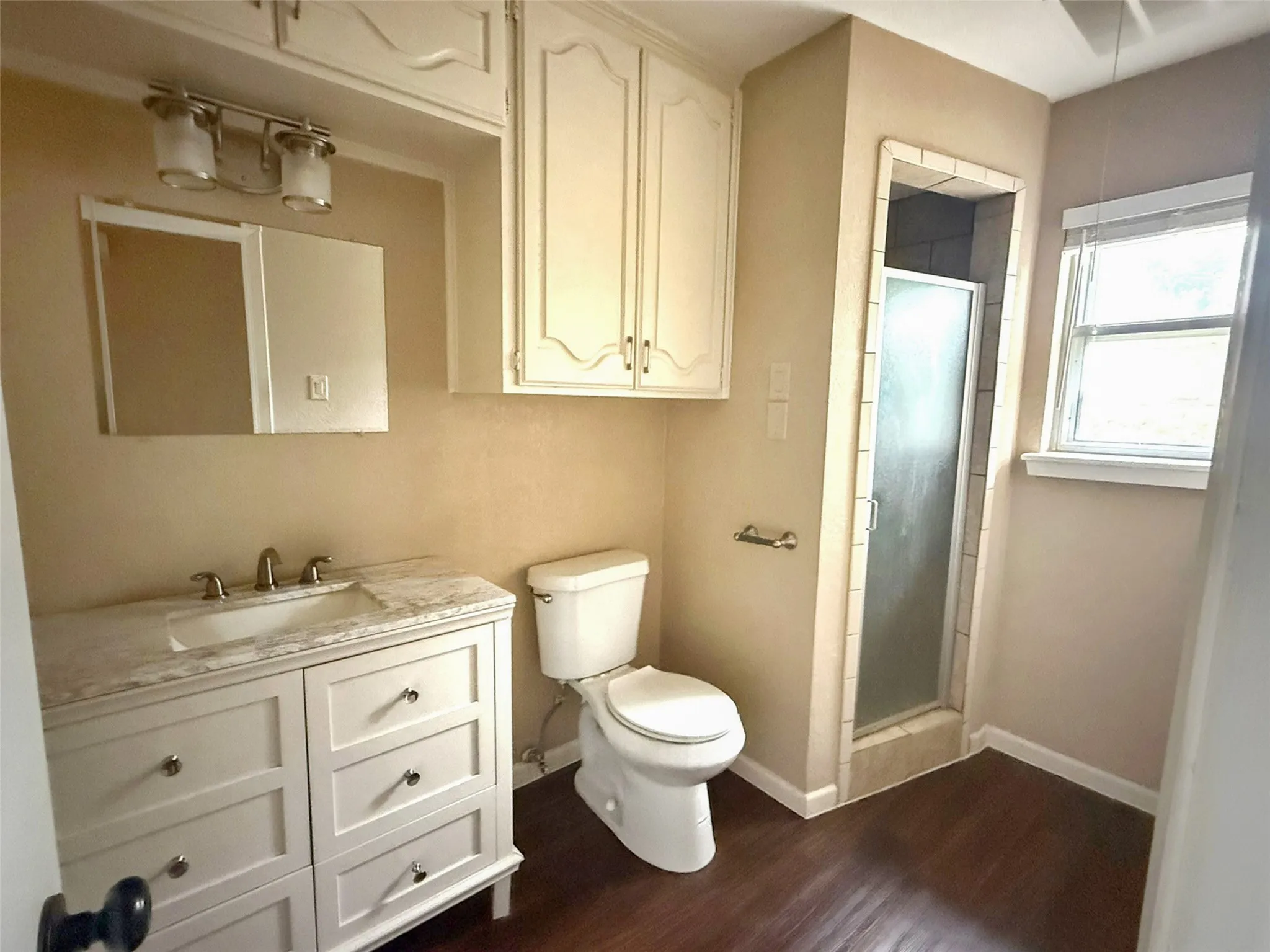 Hall Bathroom