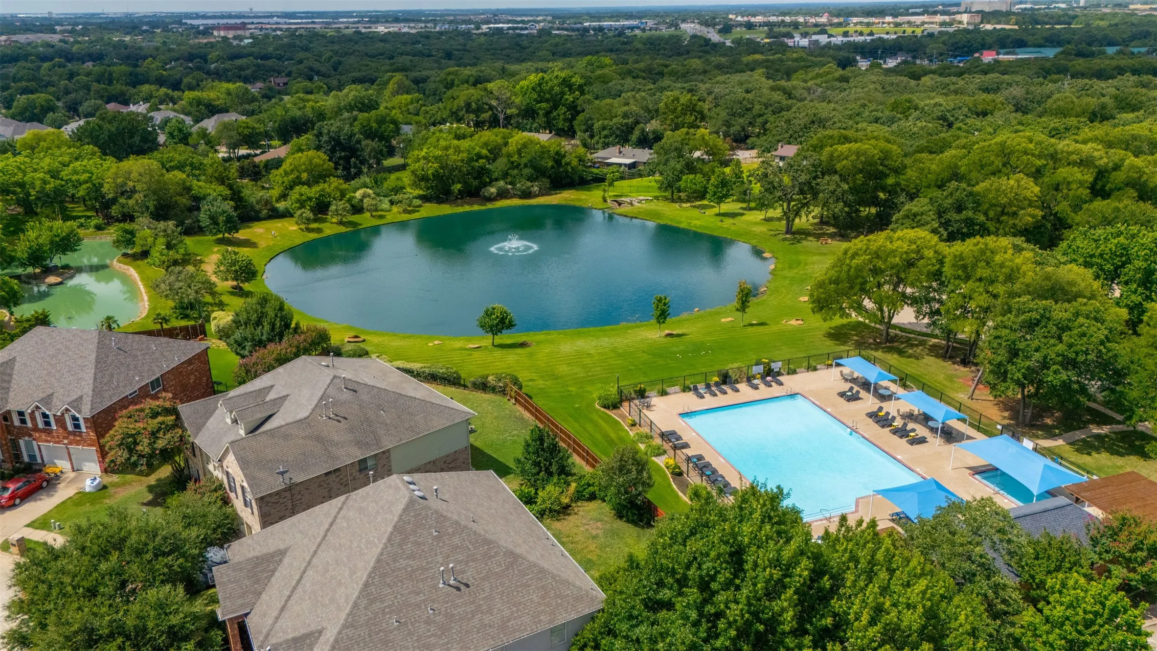 Single Family Residence For Sale in Tarrant County , 510 Dover Park Trail, Mansfield, Texas 76063, 4 Bedroom, 2 Bathroom, 2 Garage spaces, 2,057 Sqft, built in 2004, mls#21318452, Real Estate Agent in Mansfield, Homes For Sale in Tarrant county, Homes For Sale in Mansfield, Realtor in Mansfield Texas, Real Estate Brokerage Independent Realty Texas, Luminita Cordes Realtor
