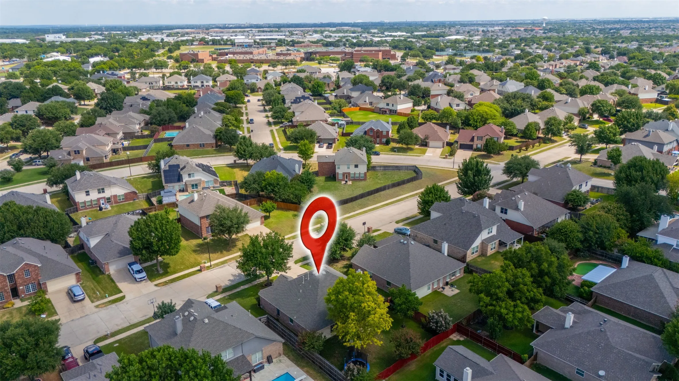 Single Family Residence For Sale in Tarrant County , 510 Dover Park Trail, Mansfield, Texas 76063, 4 Bedroom, 2 Bathroom, 2 Garage spaces, 2,057 Sqft, built in 2004, mls#21318452, Real Estate Agent in Mansfield, Homes For Sale in Tarrant county, Homes For Sale in Mansfield, Realtor in Mansfield Texas, Real Estate Brokerage Independent Realty Texas, Luminita Cordes Realtor