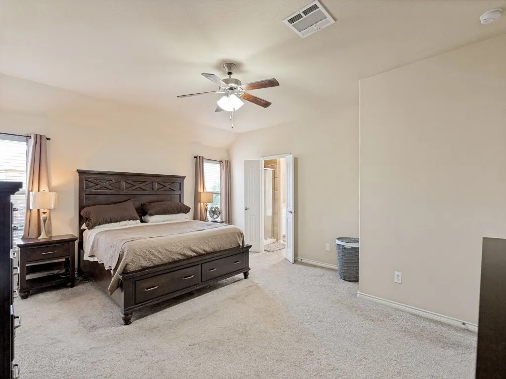 Single Family Residence For Sale in Collin County , 9809 Timberwolf Lane, Mc Kinney, Texas 75071, 3 Bedroom, 3 Bathroom, 2 Garage spaces, 2,025 Sqft, built in 2017, mls#21332774, Real Estate Agent in Mc Kinney, Homes For Sale in Collin county, Homes For Sale in Mc Kinney, Realtor in Mc Kinney Texas, Real Estate Brokerage Independent Realty Texas, Luminita Cordes Realtor