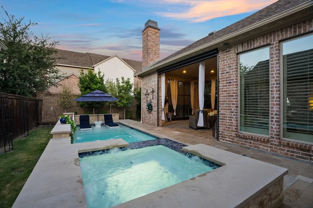Single Family Residence For Sale in Denton County , 11930 Sand Hill Drive, Frisco, Texas 75033, 3 Bedroom, 3 Bathroom, 3 Garage spaces, 2,859 Sqft, built in 2014, mls#21333224, Real Estate Agent in Frisco, Homes For Sale in Denton county, Homes For Sale in Frisco, Realtor in Frisco Texas, Real Estate Brokerage Independent Realty Texas, Luminita Cordes Realtor