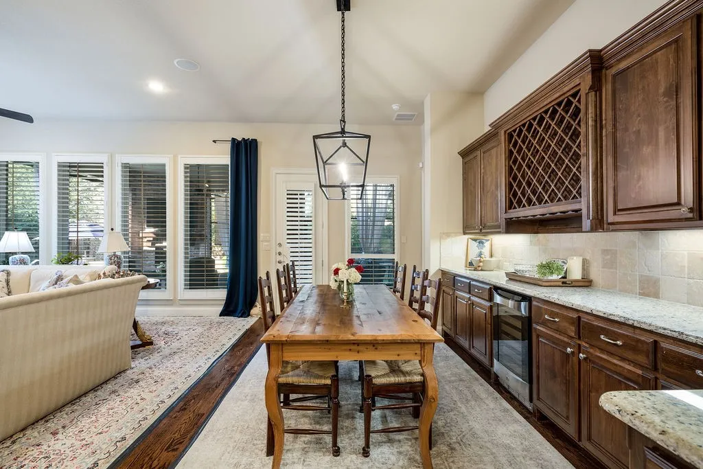 Single Family Residence For Sale in Denton County , 11930 Sand Hill Drive, Frisco, Texas 75033, 3 Bedroom, 3 Bathroom, 3 Garage spaces, 2,859 Sqft, built in 2014, mls#21333224, Real Estate Agent in Frisco, Homes For Sale in Denton county, Homes For Sale in Frisco, Realtor in Frisco Texas, Real Estate Brokerage Independent Realty Texas, Luminita Cordes Realtor
