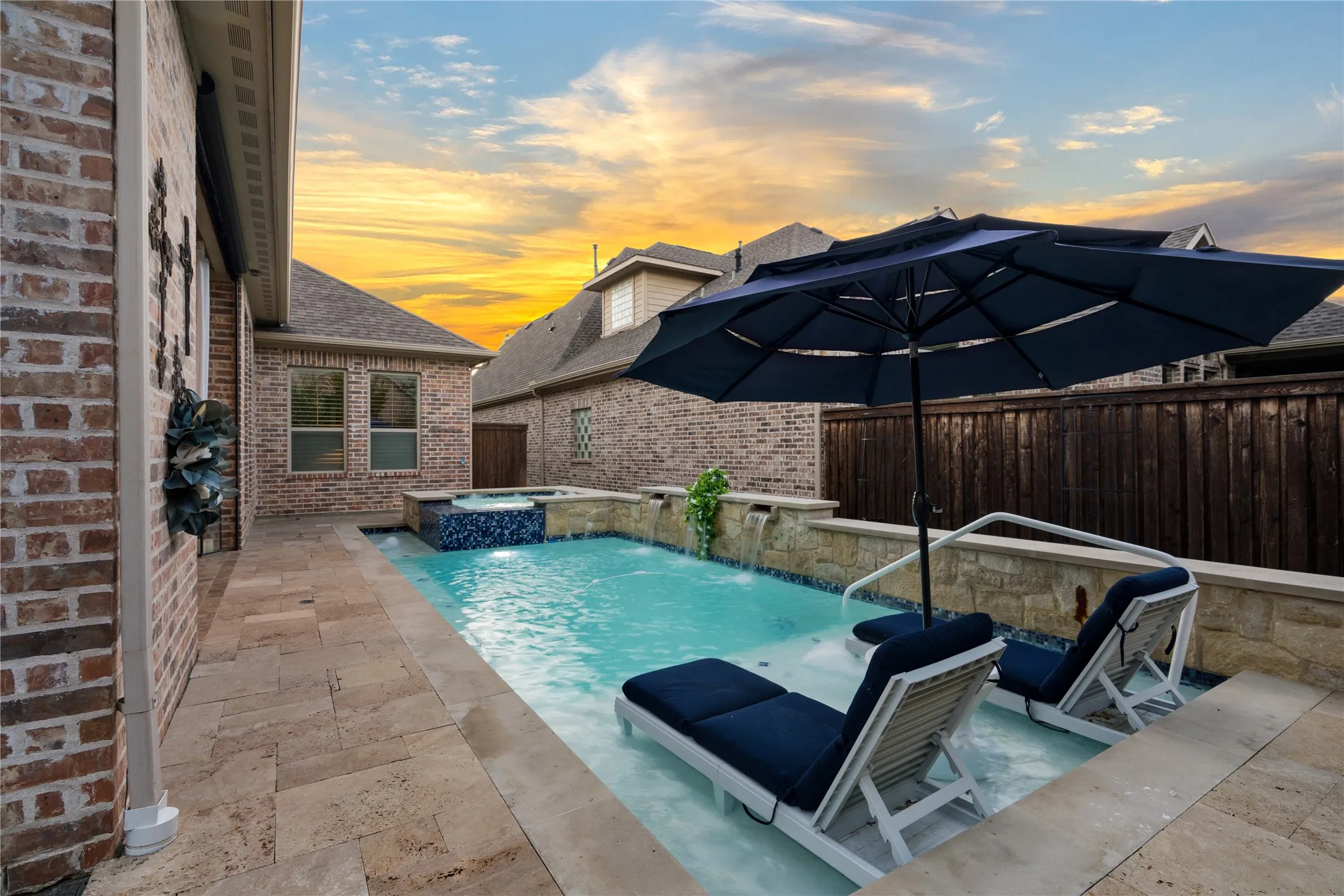 Single Family Residence For Sale in Denton County , 11930 Sand Hill Drive, Frisco, Texas 75033, 3 Bedroom, 3 Bathroom, 3 Garage spaces, 2,859 Sqft, built in 2014, mls#21333224, Real Estate Agent in Frisco, Homes For Sale in Denton county, Homes For Sale in Frisco, Realtor in Frisco Texas, Real Estate Brokerage Independent Realty Texas, Luminita Cordes Realtor