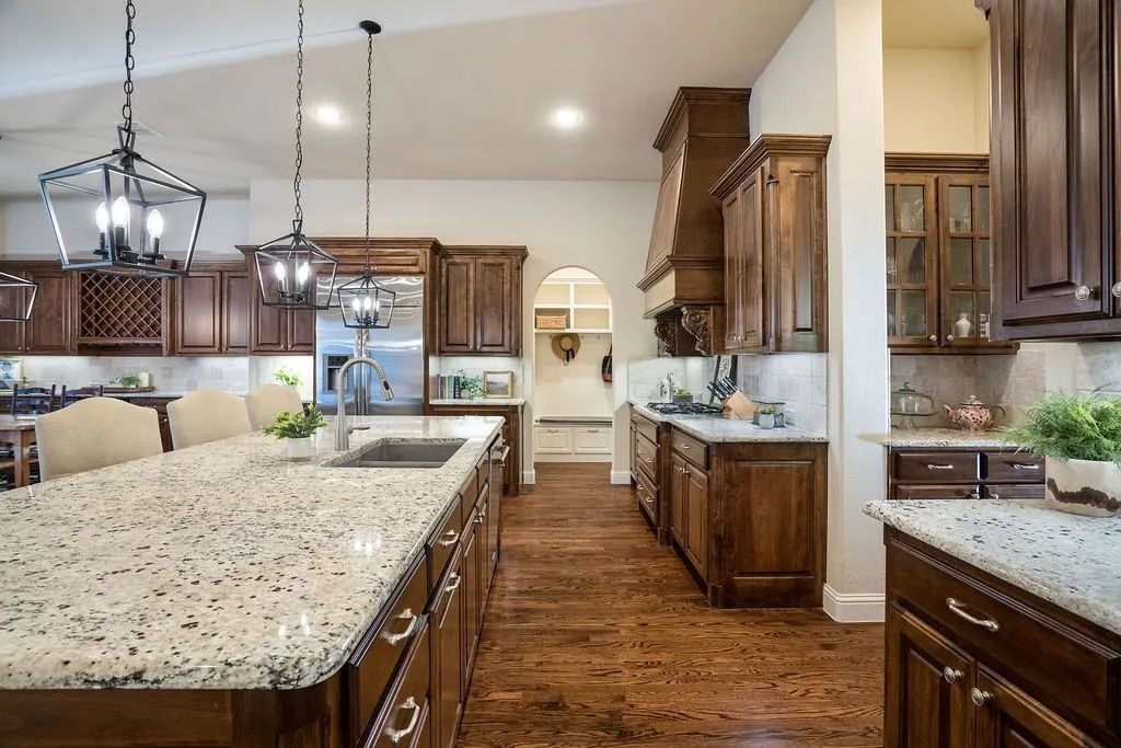 Single Family Residence For Sale in Denton County , 11930 Sand Hill Drive, Frisco, Texas 75033, 3 Bedroom, 3 Bathroom, 3 Garage spaces, 2,859 Sqft, built in 2014, mls#21333224, Real Estate Agent in Frisco, Homes For Sale in Denton county, Homes For Sale in Frisco, Realtor in Frisco Texas, Real Estate Brokerage Independent Realty Texas, Luminita Cordes Realtor