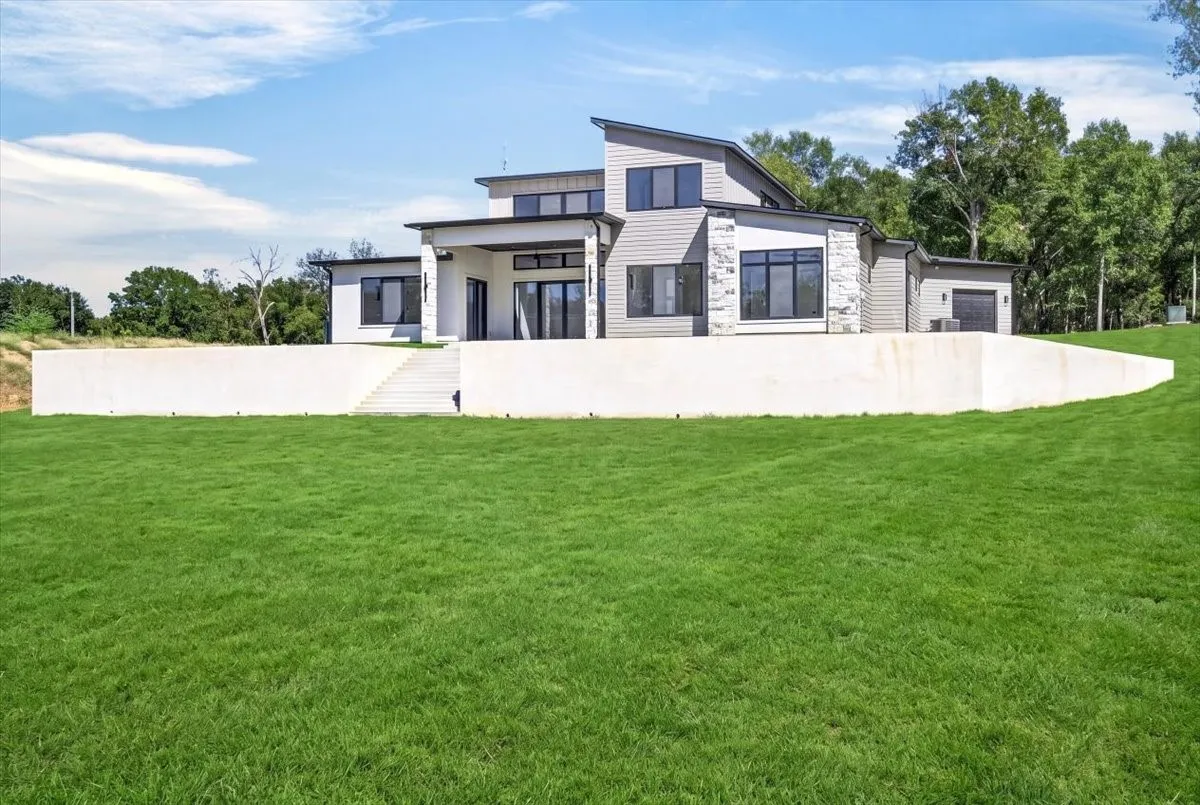 Single Family Residence For Sale in Henderson County , 4604 Sapphire Way, Caney City, Texas 75148, 4 Bedroom, 5 Bathroom, 2 Garage spaces, 3,776 Sqft, built in 2026, mls#21334308, Real Estate Agent in Caney City, Homes For Sale in Henderson county, Homes For Sale in Caney City, Realtor in Caney City Texas, Real Estate Brokerage Independent Realty Texas, Luminita Cordes Realtor