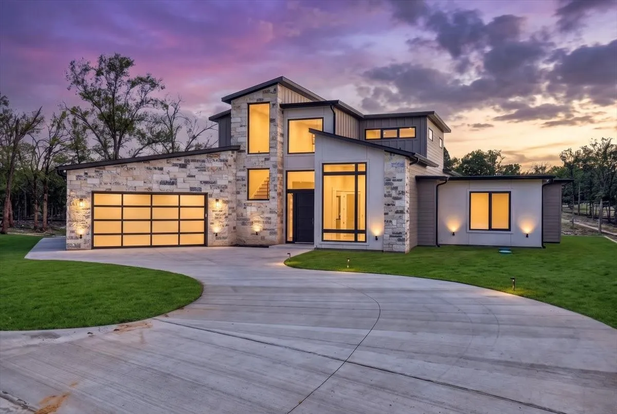 Single Family Residence For Sale in Henderson County , 4604 Sapphire Way, Caney City, Texas 75148, 4 Bedroom, 5 Bathroom, 2 Garage spaces, 3,776 Sqft, built in 2026, mls#21334308, Real Estate Agent in Caney City, Homes For Sale in Henderson county, Homes For Sale in Caney City, Realtor in Caney City Texas, Real Estate Brokerage Independent Realty Texas, Luminita Cordes Realtor