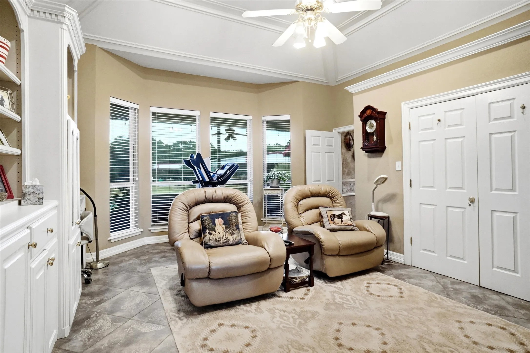 Single Family Residence For Sale in Wise County , 447 W Bypass 287, Alvord, Texas 76225, 3 Bedroom, 3 Bathroom, 2 Garage spaces, 3,022 Sqft, built in 1995, mls#21334338, Real Estate Agent in Alvord, Homes For Sale in Wise county, Homes For Sale in Alvord, Realtor in Alvord Texas, Real Estate Brokerage Independent Realty Texas, Luminita Cordes Realtor