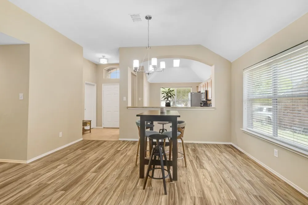 Single Family Residence For Sale in Denton County , 1417 Constantina Drive, Denton, Texas 76207, 3 Bedroom, 2 Bathroom, 2 Garage spaces, 1,571 Sqft, built in 2003, mls#21334225, Real Estate Agent in Denton, Homes For Sale in Denton county, Homes For Sale in Denton, Realtor in Denton Texas, Real Estate Brokerage Independent Realty Texas, Luminita Cordes Realtor