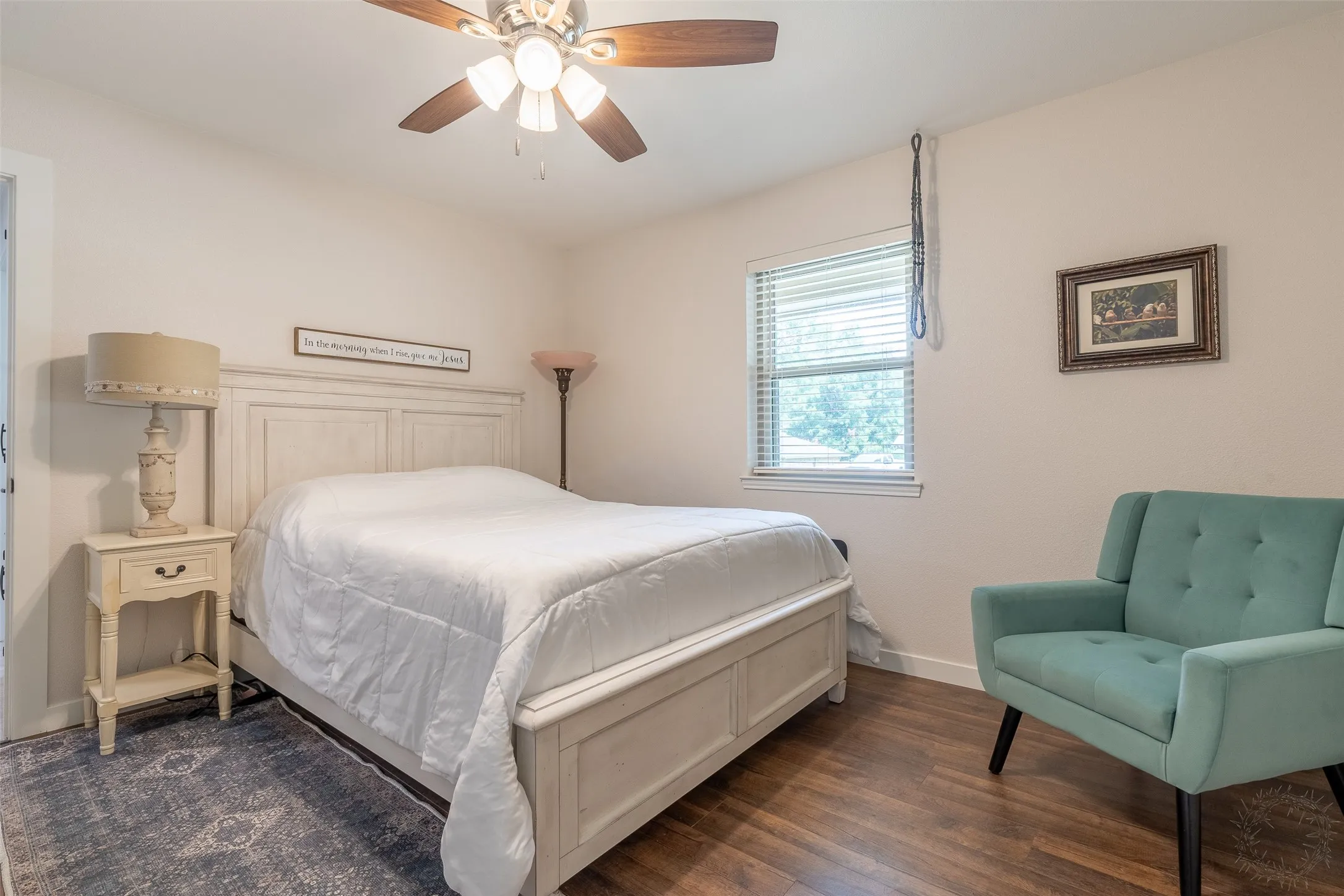 Single Family Residence For Sale in Hood County , 1300 4th Street, Granbury, Texas 76048, 3 Bedroom, 2 Bathroom, 2 Garage spaces, 1,709 Sqft, built in 1979, mls#21333489, Real Estate Agent in Granbury, Homes For Sale in Hood county, Homes For Sale in Granbury, Realtor in Granbury Texas, Real Estate Brokerage Independent Realty Texas, Luminita Cordes Realtor