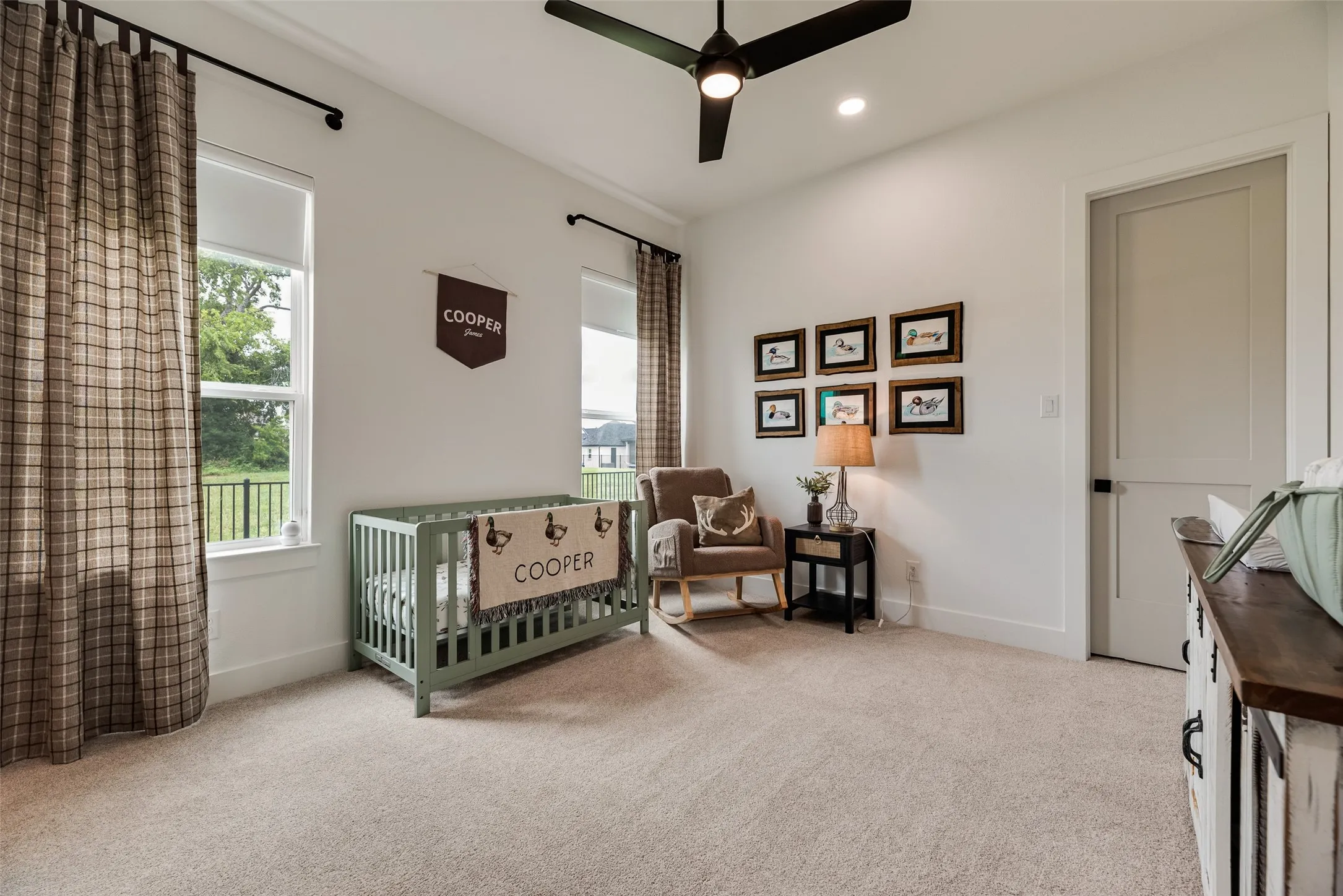 Single Family Residence For Sale in Grayson County , 1305 Wolf Ridge Run, Gunter, Texas 75058, 5 Bedroom, 5 Bathroom, 3 Garage spaces, 4,003 Sqft, built in 2023, mls#21331418, Real Estate Agent in Gunter, Homes For Sale in Grayson county, Homes For Sale in Gunter, Realtor in Gunter Texas, Real Estate Brokerage Independent Realty Texas, Luminita Cordes Realtor