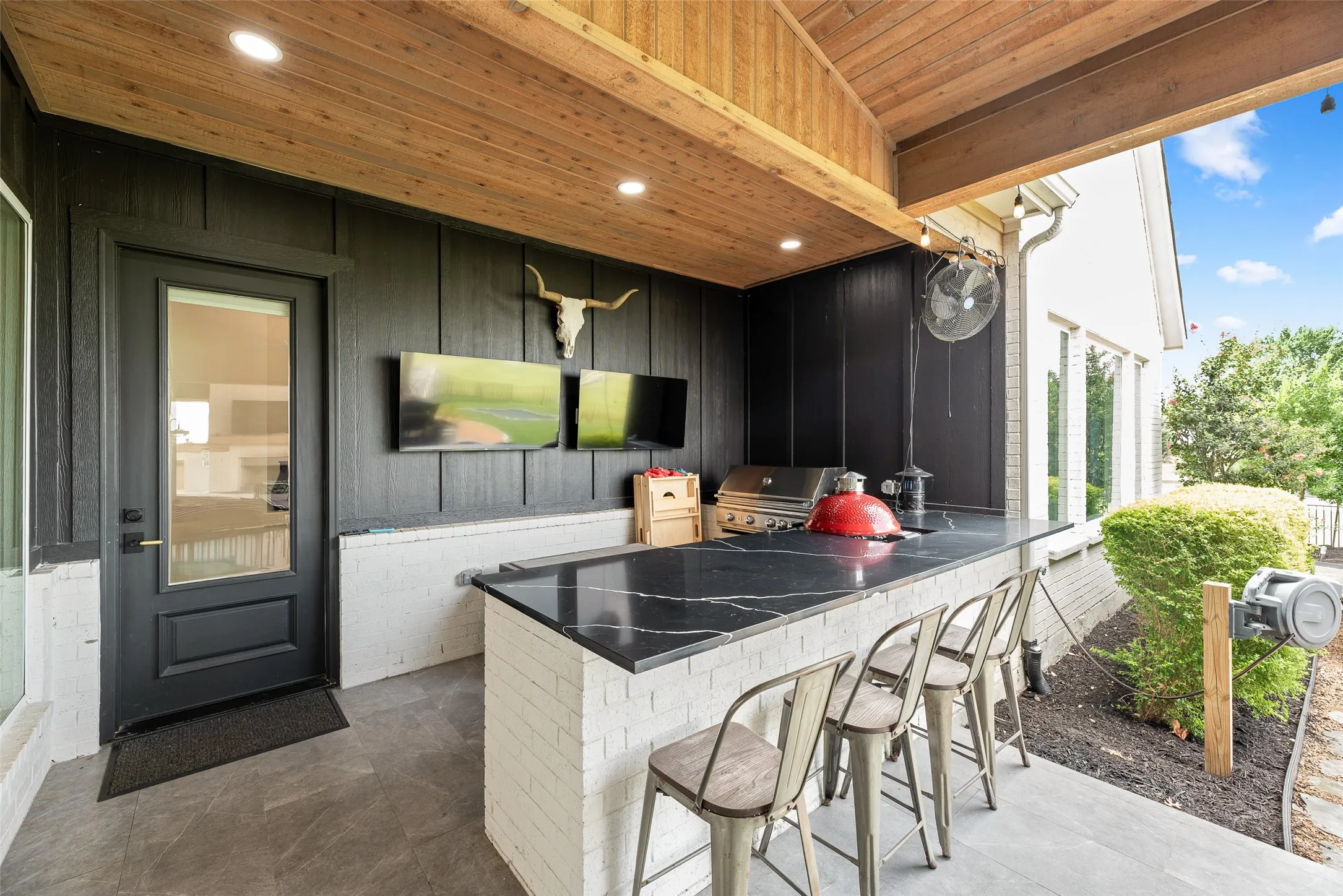 Single Family Residence For Sale in Grayson County , 1305 Wolf Ridge Run, Gunter, Texas 75058, 5 Bedroom, 5 Bathroom, 3 Garage spaces, 4,003 Sqft, built in 2023, mls#21331418, Real Estate Agent in Gunter, Homes For Sale in Grayson county, Homes For Sale in Gunter, Realtor in Gunter Texas, Real Estate Brokerage Independent Realty Texas, Luminita Cordes Realtor