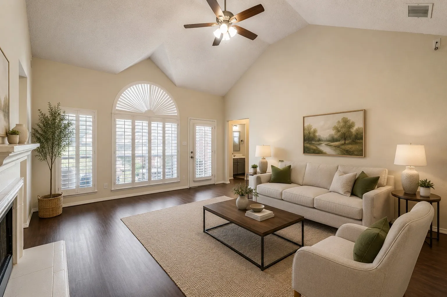 Single Family Residence For Sale in Tarrant County , 4809 Buckskin Drive, Fort Worth, Texas 76137, 3 Bedroom, 2 Bathroom, 2 Garage spaces, 1,529 Sqft, built in 1992, mls#21332734, Real Estate Agent in Fort Worth, Homes For Sale in Tarrant county, Homes For Sale in Fort Worth, Realtor in Fort Worth Texas, Real Estate Brokerage Independent Realty Texas, Luminita Cordes Realtor
