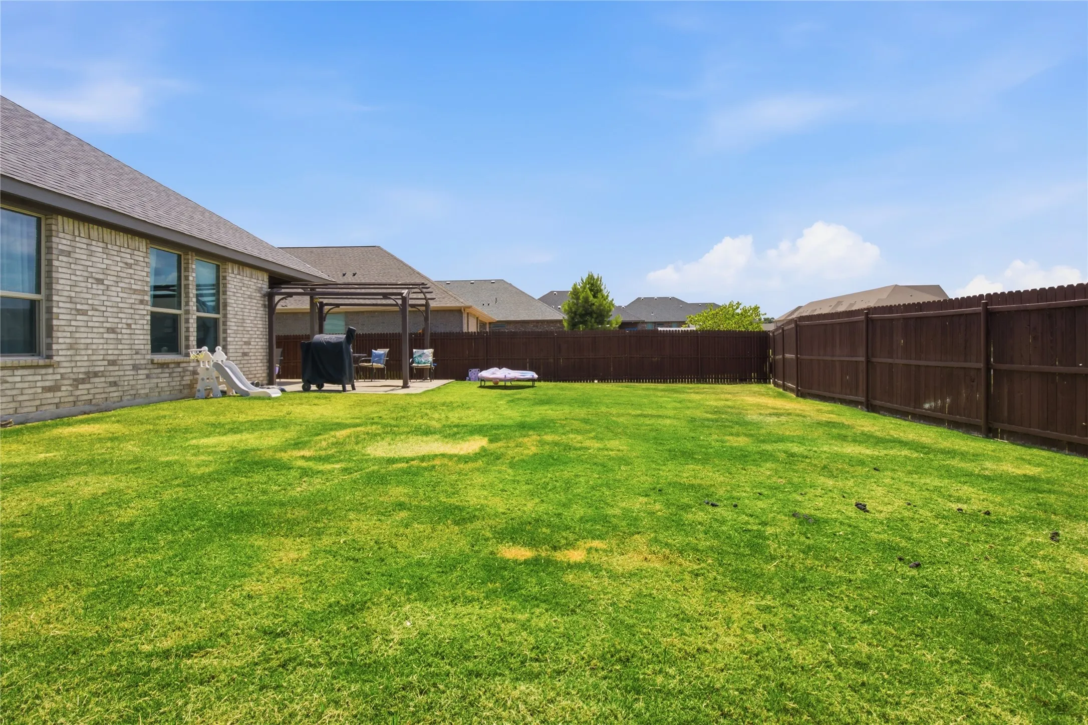 Single Family Residence For Sale in Hood County , 1500 Seabiscuit Drive, Granbury, Texas 76049, 4 Bedroom, 2 Bathroom, 2 Garage spaces, 2,051 Sqft, built in 2021, mls#21334366, Real Estate Agent in Granbury, Homes For Sale in Hood county, Homes For Sale in Granbury, Realtor in Granbury Texas, Real Estate Brokerage Independent Realty Texas, Luminita Cordes Realtor