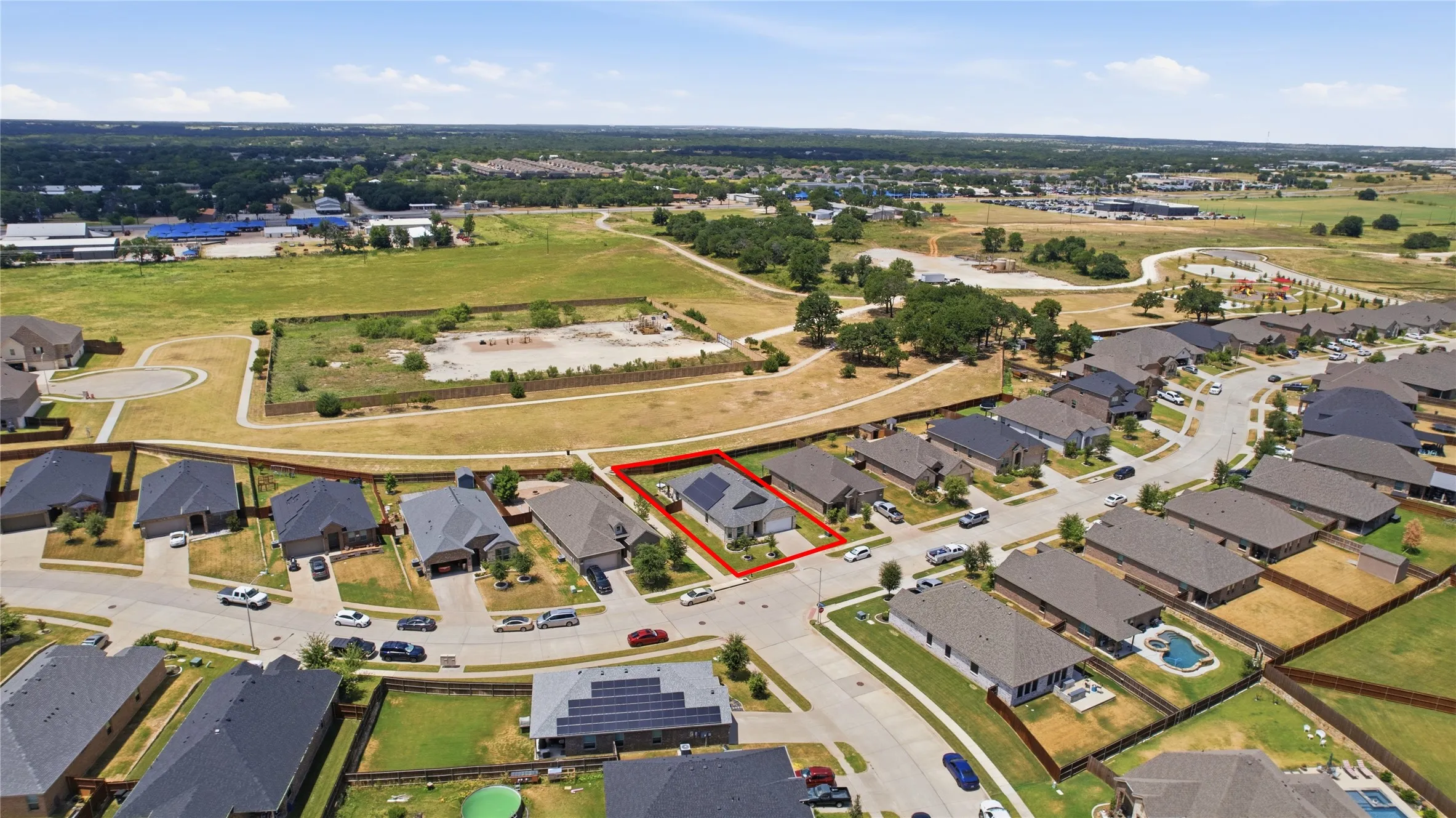 Single Family Residence For Sale in Hood County , 1500 Seabiscuit Drive, Granbury, Texas 76049, 4 Bedroom, 2 Bathroom, 2 Garage spaces, 2,051 Sqft, built in 2021, mls#21334366, Real Estate Agent in Granbury, Homes For Sale in Hood county, Homes For Sale in Granbury, Realtor in Granbury Texas, Real Estate Brokerage Independent Realty Texas, Luminita Cordes Realtor
