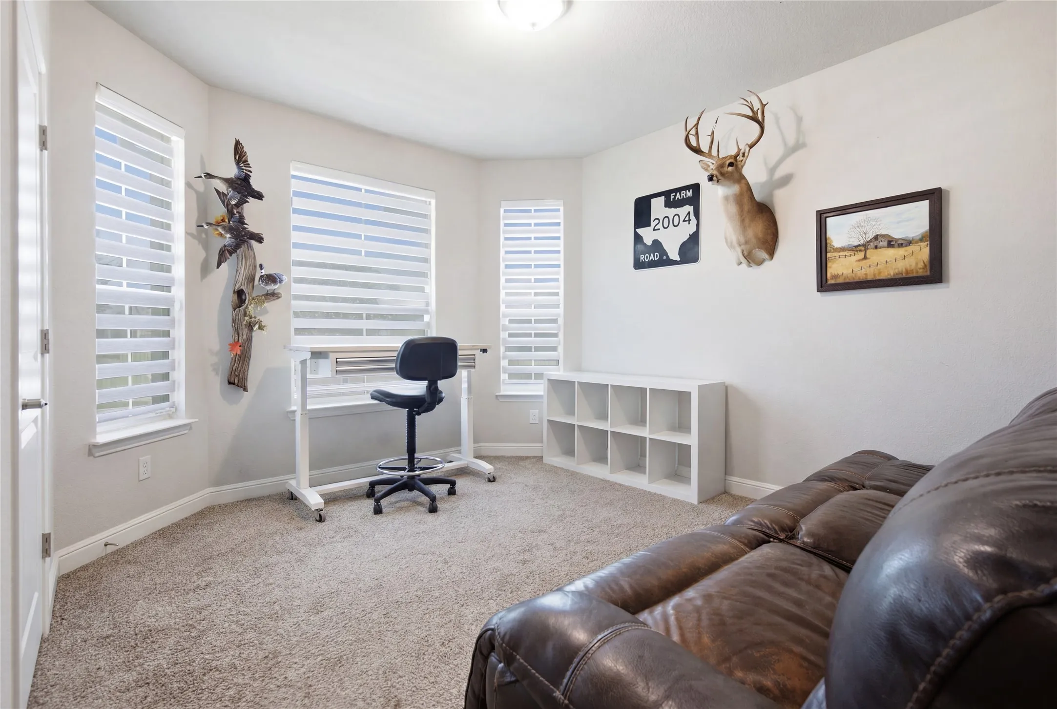 Single Family Residence For Sale in Hood County , 1500 Seabiscuit Drive, Granbury, Texas 76049, 4 Bedroom, 2 Bathroom, 2 Garage spaces, 2,051 Sqft, built in 2021, mls#21334366, Real Estate Agent in Granbury, Homes For Sale in Hood county, Homes For Sale in Granbury, Realtor in Granbury Texas, Real Estate Brokerage Independent Realty Texas, Luminita Cordes Realtor