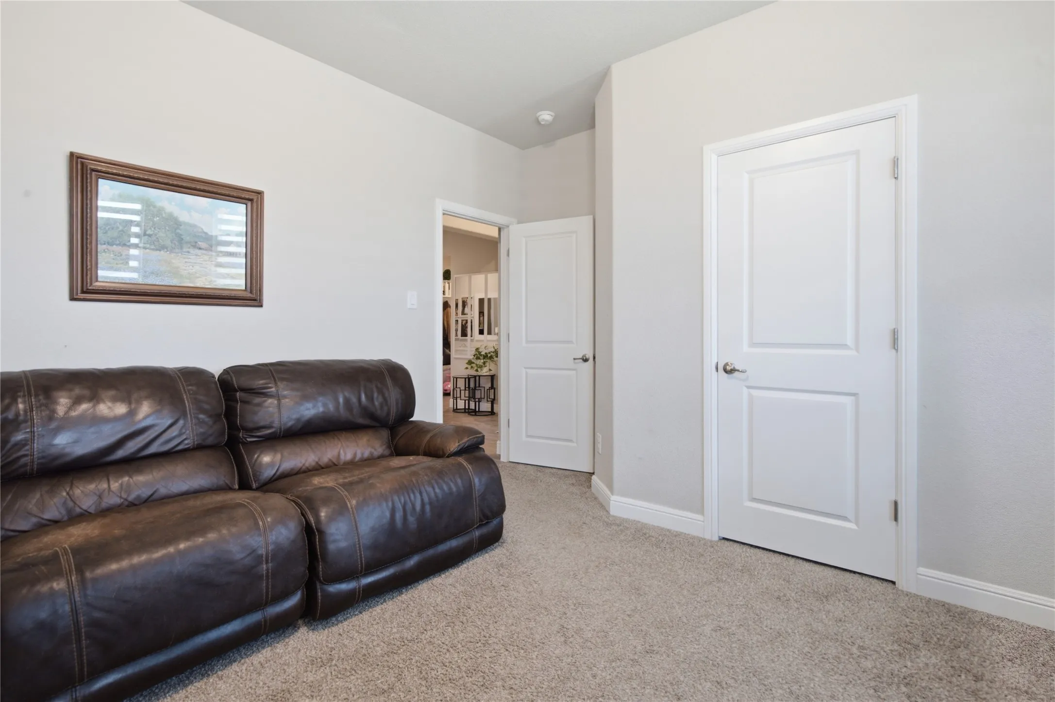 Single Family Residence For Sale in Hood County , 1500 Seabiscuit Drive, Granbury, Texas 76049, 4 Bedroom, 2 Bathroom, 2 Garage spaces, 2,051 Sqft, built in 2021, mls#21334366, Real Estate Agent in Granbury, Homes For Sale in Hood county, Homes For Sale in Granbury, Realtor in Granbury Texas, Real Estate Brokerage Independent Realty Texas, Luminita Cordes Realtor