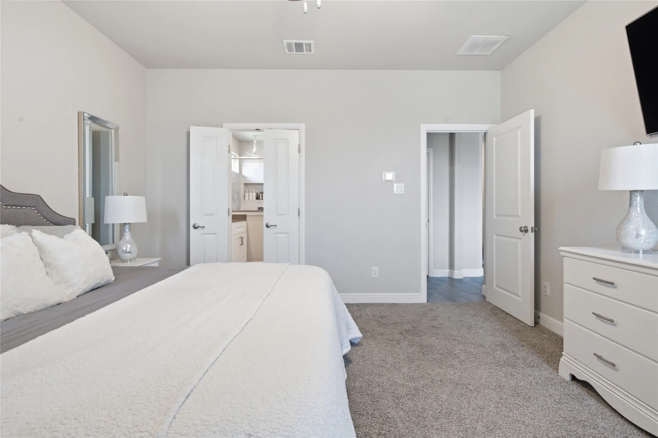 Single Family Residence For Sale in Hood County , 1500 Seabiscuit Drive, Granbury, Texas 76049, 4 Bedroom, 2 Bathroom, 2 Garage spaces, 2,051 Sqft, built in 2021, mls#21334366, Real Estate Agent in Granbury, Homes For Sale in Hood county, Homes For Sale in Granbury, Realtor in Granbury Texas, Real Estate Brokerage Independent Realty Texas, Luminita Cordes Realtor
