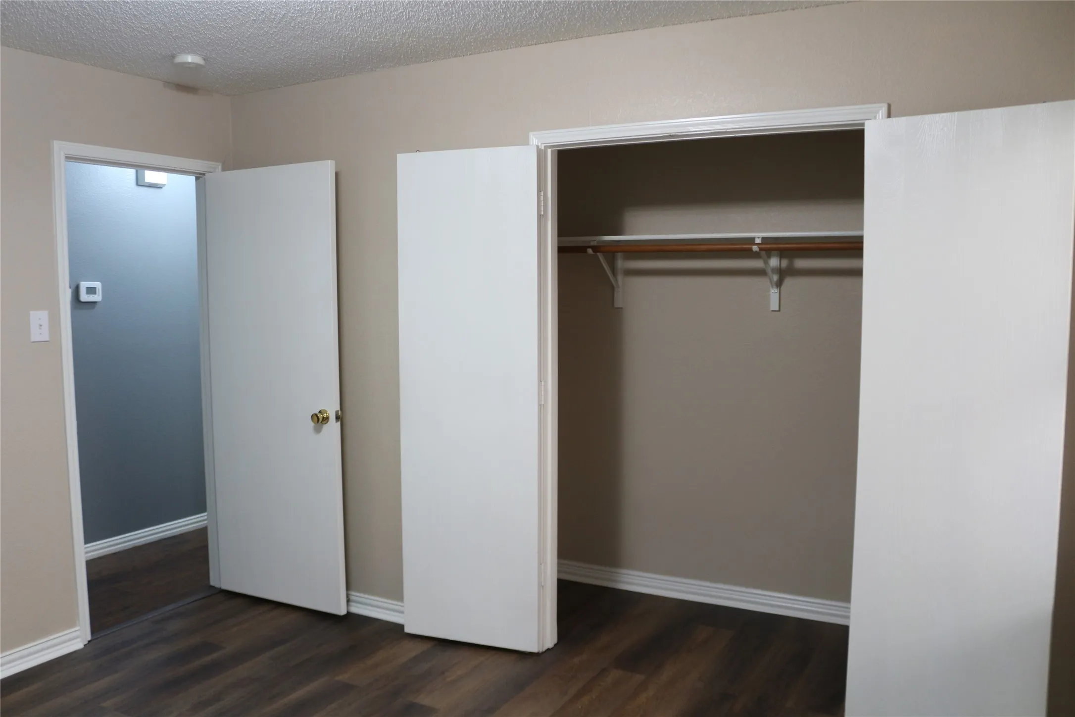 Single Family Residence For Rent in Denton County , 2748 Peach Drive, Little Elm, Texas 75068, 3 Bedroom, 2 Bathroom, 2 Garage spaces, 1,507 Sqft, built in 2001, mls#21334259, Real Estate Agent in Little Elm, Homes For Rent in Denton county, Homes For Rent in Little Elm, Realtor in Little Elm Texas, Real Estate Brokerage Independent Realty Texas, Luminita Cordes Realtor