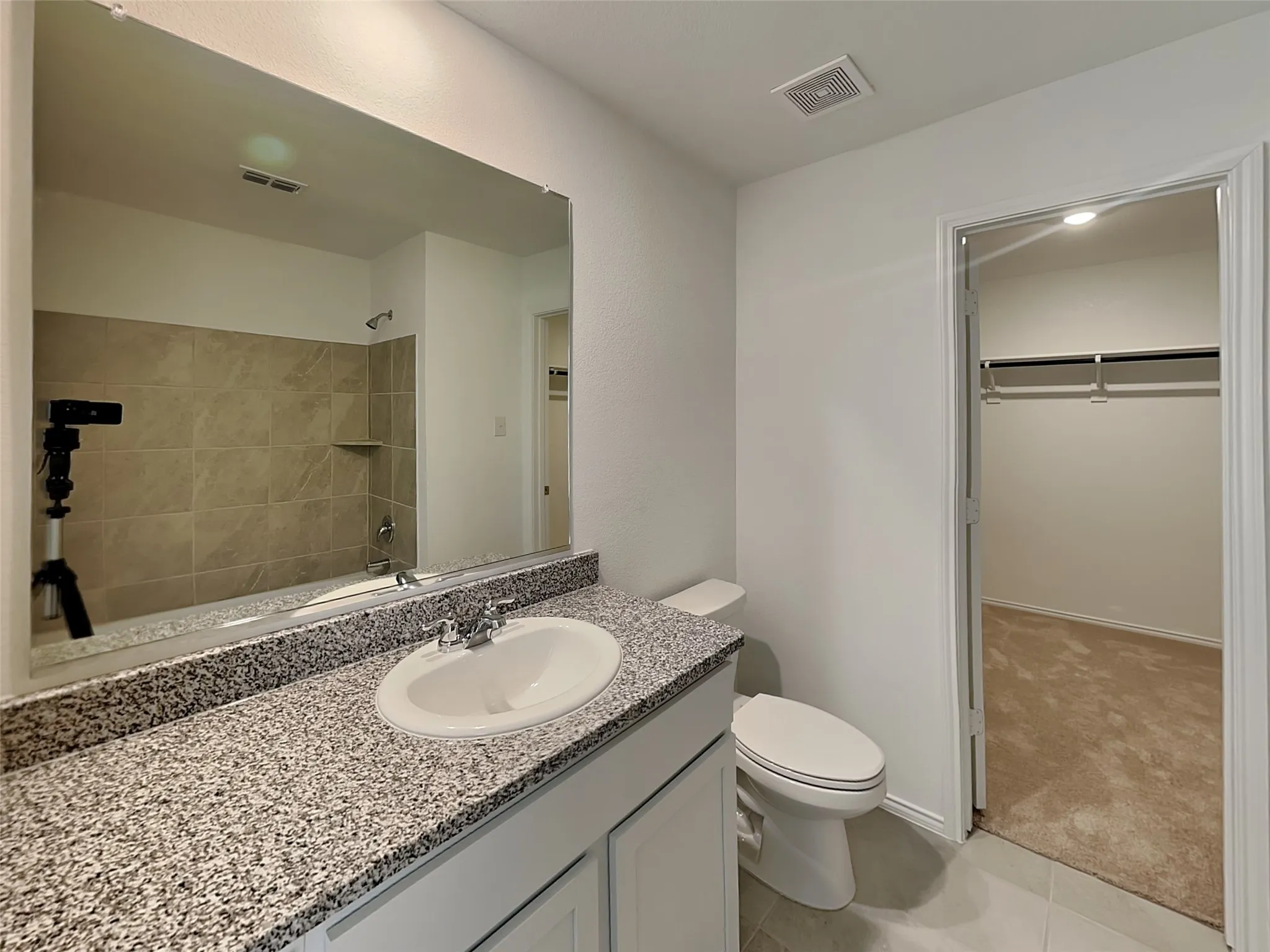 Single Family Residence For Rent in Tarrant County , 9809 Papillion Way, Fort Worth, Texas 76179, 3 Bedroom, 2 Bathroom, 2 Garage spaces, 1,247 Sqft, built in 2023, mls#21333849, Real Estate Agent in Fort Worth, Homes For Rent in Tarrant county, Homes For Rent in Fort Worth, Realtor in Fort Worth Texas, Real Estate Brokerage Independent Realty Texas, Luminita Cordes Realtor