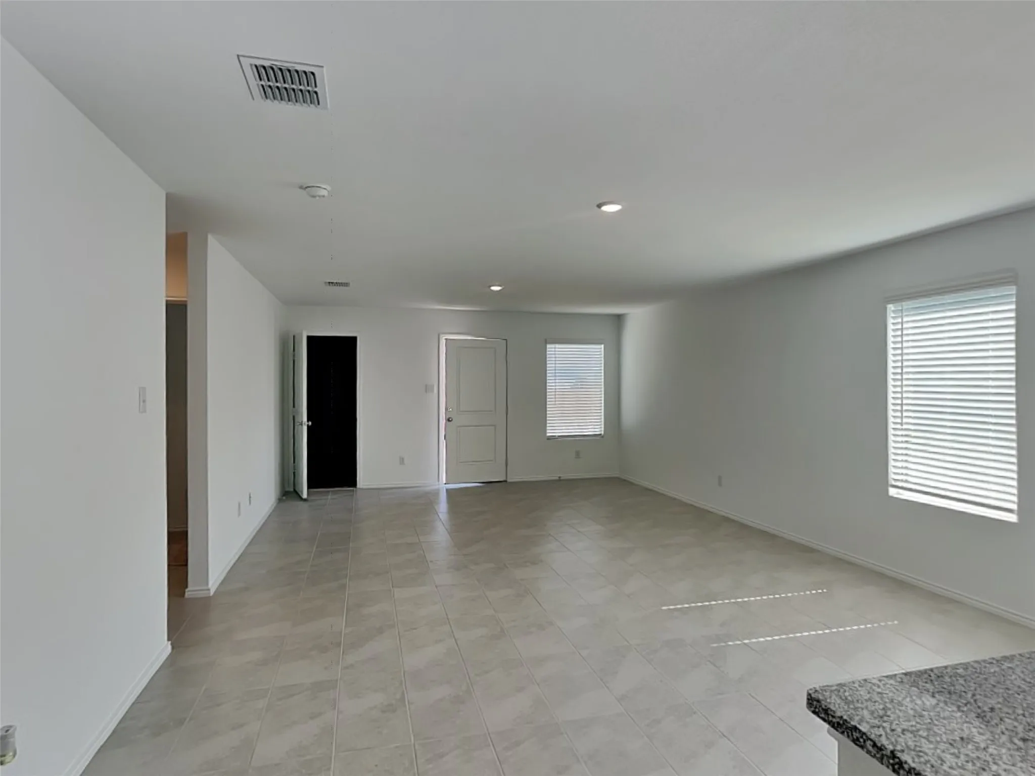 Single Family Residence For Rent in Tarrant County , 9809 Papillion Way, Fort Worth, Texas 76179, 3 Bedroom, 2 Bathroom, 2 Garage spaces, 1,247 Sqft, built in 2023, mls#21333849, Real Estate Agent in Fort Worth, Homes For Rent in Tarrant county, Homes For Rent in Fort Worth, Realtor in Fort Worth Texas, Real Estate Brokerage Independent Realty Texas, Luminita Cordes Realtor