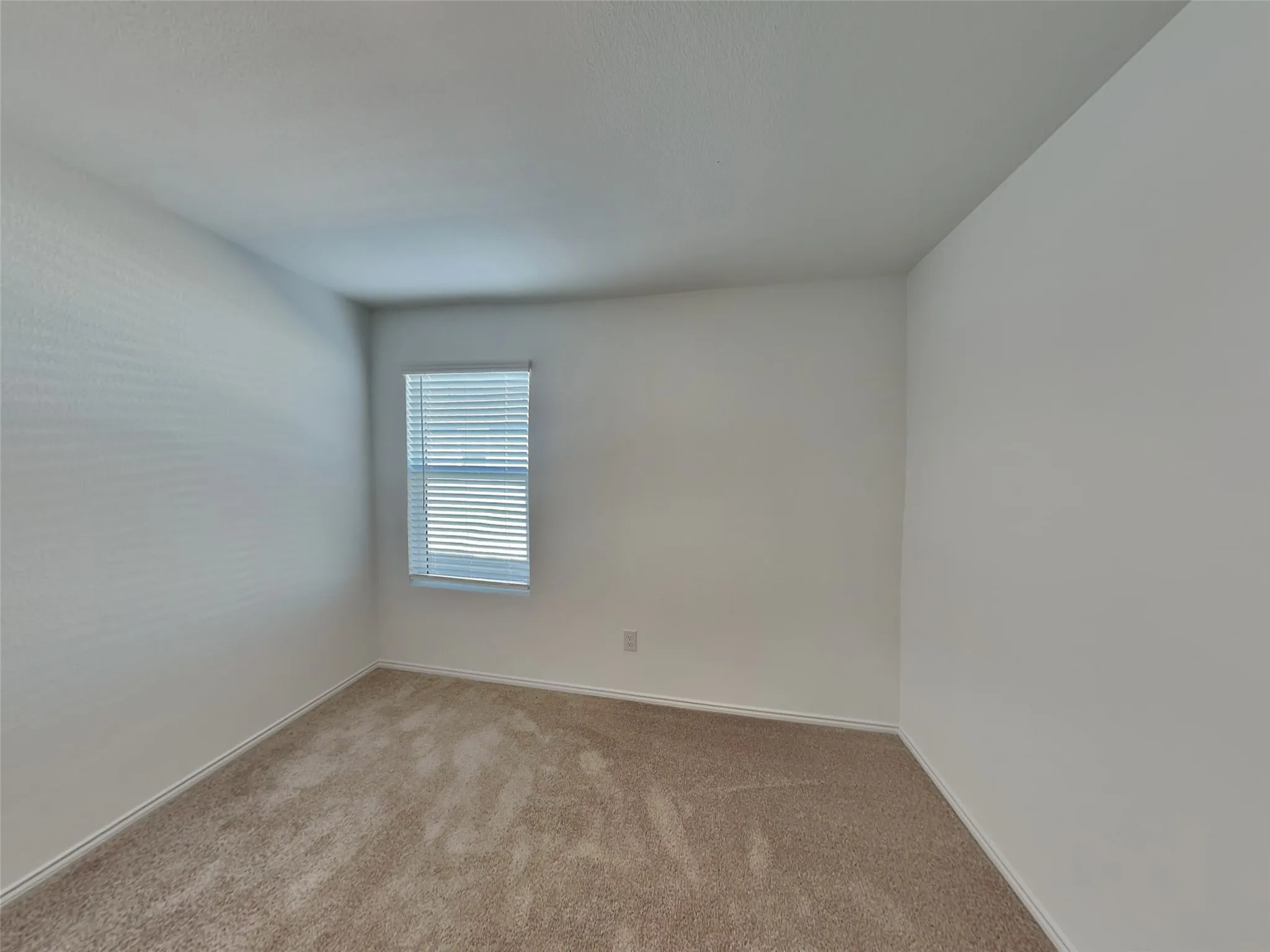 Single Family Residence For Rent in Tarrant County , 9809 Papillion Way, Fort Worth, Texas 76179, 3 Bedroom, 2 Bathroom, 2 Garage spaces, 1,247 Sqft, built in 2023, mls#21333849, Real Estate Agent in Fort Worth, Homes For Rent in Tarrant county, Homes For Rent in Fort Worth, Realtor in Fort Worth Texas, Real Estate Brokerage Independent Realty Texas, Luminita Cordes Realtor