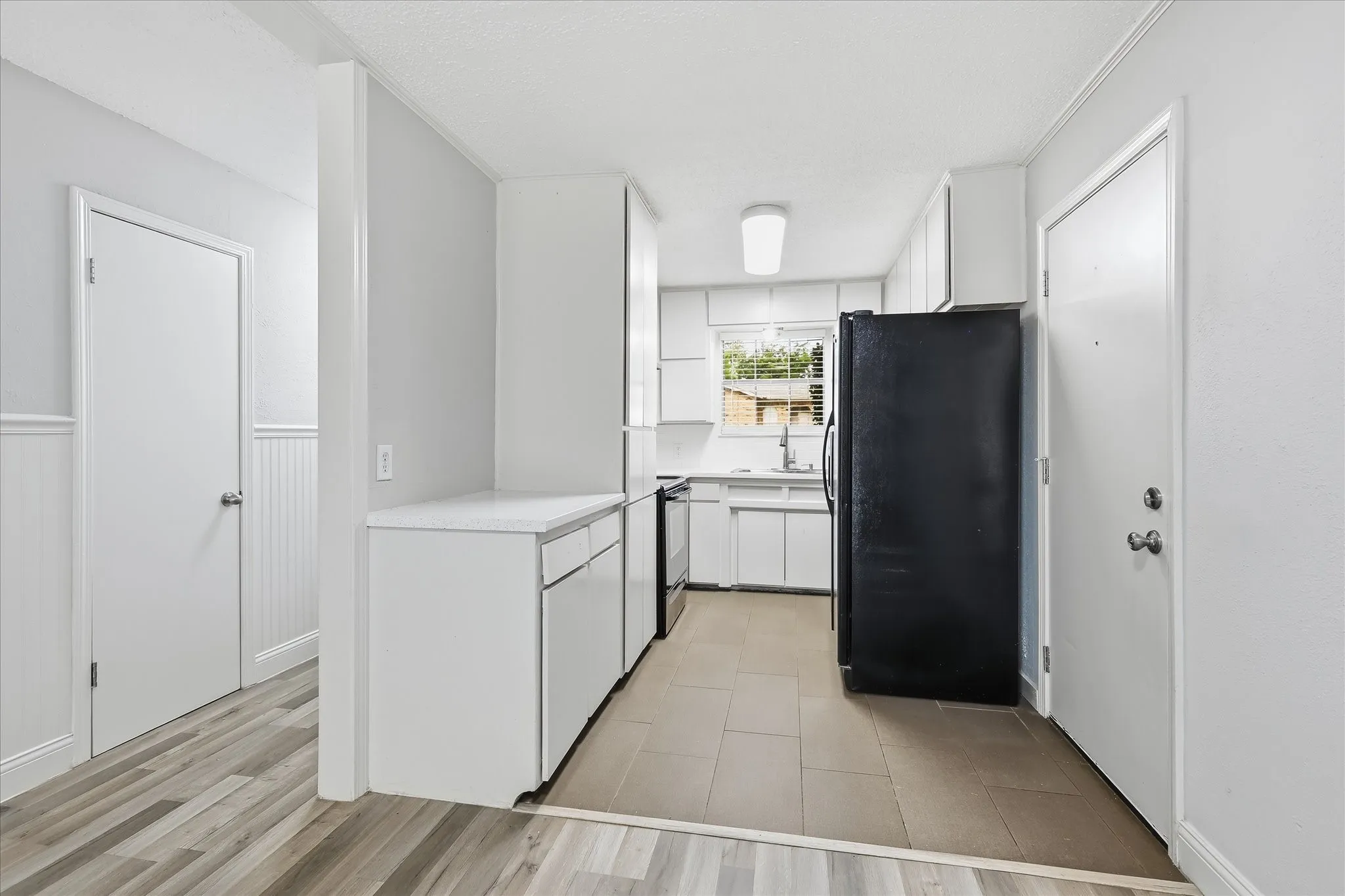 Single Family Residence For Rent in Tarrant County , 6540 Bernadine Drive, Watauga, Texas 76148, 3 Bedroom, 2 Bathroom, 2 Garage spaces, 1,032 Sqft, built in 1972, mls#21331493, Real Estate Agent in Watauga, Homes For Rent in Tarrant county, Homes For Rent in Watauga, Realtor in Watauga Texas, Real Estate Brokerage Independent Realty Texas, Luminita Cordes Realtor