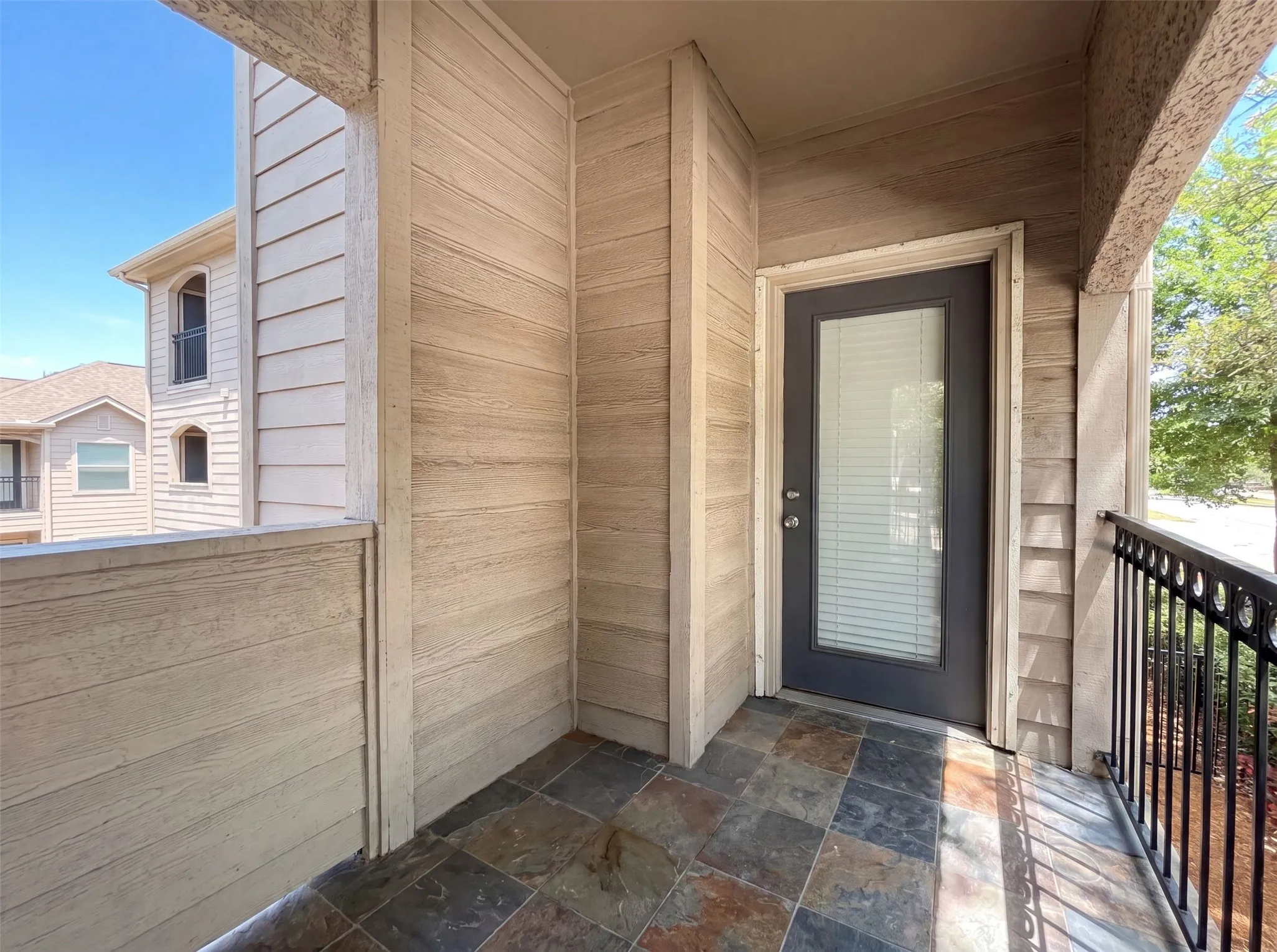 Condominium For Sale in Collin County , 2601 Preston Road 1201, Plano, Texas 75093, 2 Bedroom, 2 Bathroom, 1 Garage spaces, 1,209 Sqft, built in 1995, mls#21334379, Real Estate Agent in Plano, Homes For Sale in Collin county, Homes For Sale in Plano, Realtor in Plano Texas, Real Estate Brokerage Independent Realty Texas, Luminita Cordes Realtor