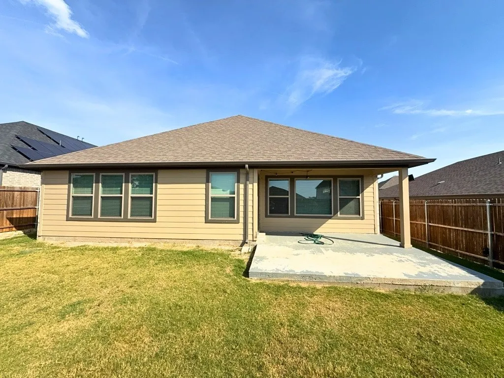 Single Family Residence For Rent in Tarrant County , 2508 Shakopee Street, Fort Worth, Texas 76179, 4 Bedroom, 2 Bathroom, 2 Garage spaces, 2,158 Sqft, built in 2021, mls#21333713, Real Estate Agent in Fort Worth, Homes For Rent in Tarrant county, Homes For Rent in Fort Worth, Realtor in Fort Worth Texas, Real Estate Brokerage Independent Realty Texas, Luminita Cordes Realtor