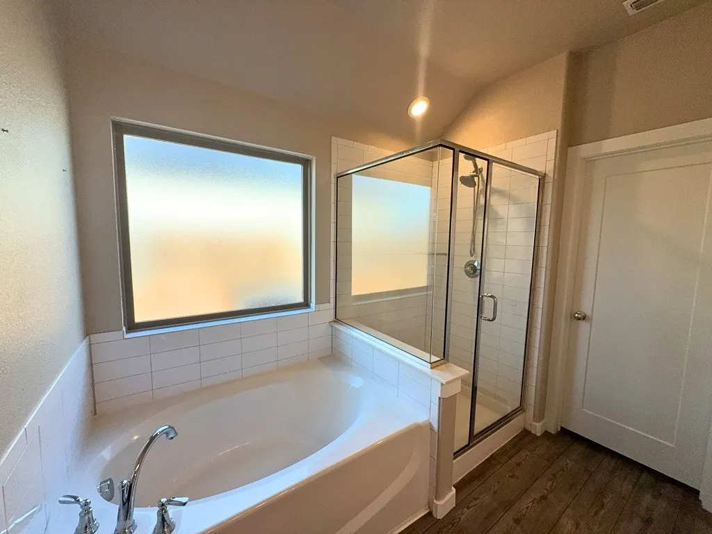 Single Family Residence For Rent in Tarrant County , 2508 Shakopee Street, Fort Worth, Texas 76179, 4 Bedroom, 2 Bathroom, 2 Garage spaces, 2,158 Sqft, built in 2021, mls#21333713, Real Estate Agent in Fort Worth, Homes For Rent in Tarrant county, Homes For Rent in Fort Worth, Realtor in Fort Worth Texas, Real Estate Brokerage Independent Realty Texas, Luminita Cordes Realtor