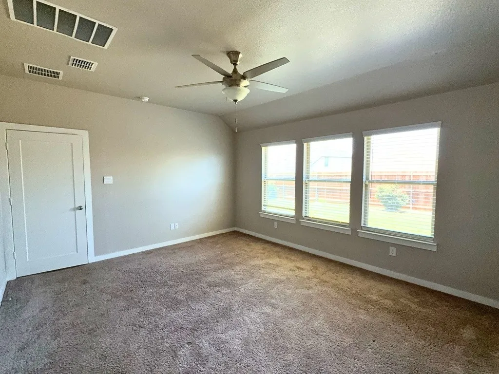 Single Family Residence For Rent in Tarrant County , 2508 Shakopee Street, Fort Worth, Texas 76179, 4 Bedroom, 2 Bathroom, 2 Garage spaces, 2,158 Sqft, built in 2021, mls#21333713, Real Estate Agent in Fort Worth, Homes For Rent in Tarrant county, Homes For Rent in Fort Worth, Realtor in Fort Worth Texas, Real Estate Brokerage Independent Realty Texas, Luminita Cordes Realtor