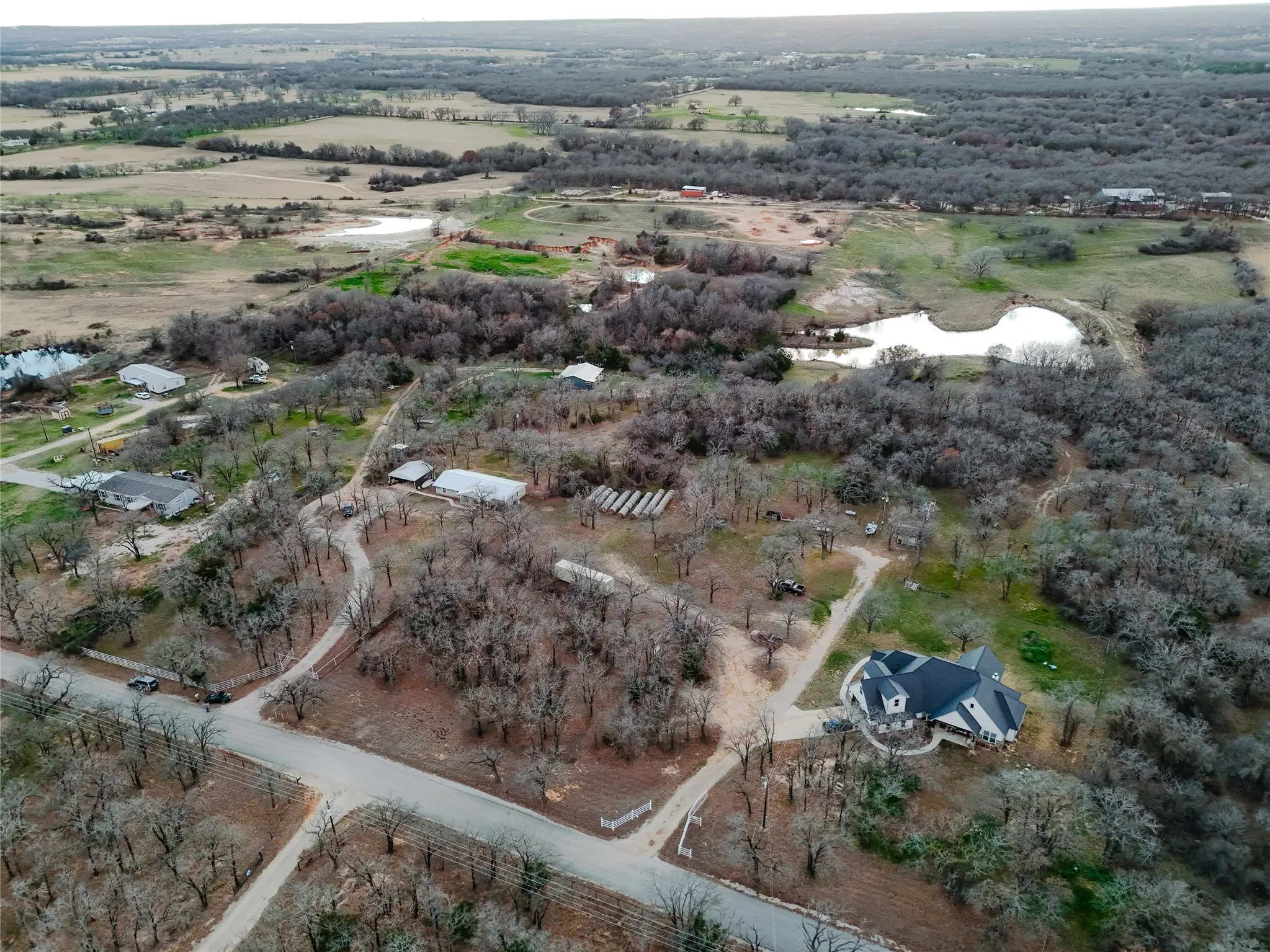 Single Family Residence For Sale in Wise County , 241 County Road 3689, Paradise, Texas 76073, 4 Bedroom, 2 Bathroom, Garage spaces, 2,410 Sqft, built in 1987, Price $514,900, mls#21334389, Real Estate Agent in Paradise, Homes For Sale in Wise county, Homes For Sale in Paradise, Realtor in Paradise Texas, Real Estate Brokerage Independent Realty Texas, Luminita Cordes Realtor