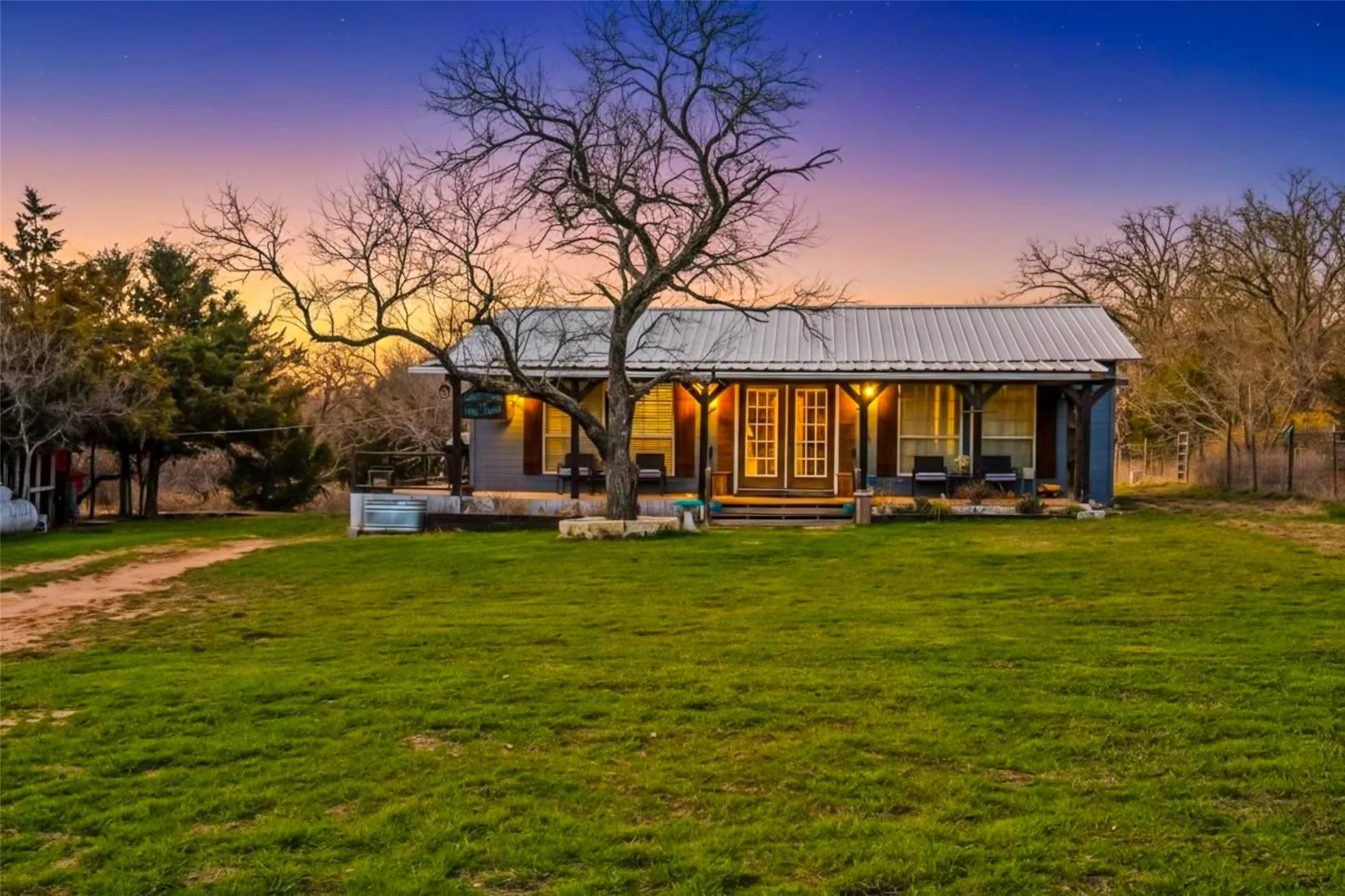 Single Family Residence For Sale in Wise County , 241 County Road 3689, Paradise, Texas 76073, 4 Bedroom, 2 Bathroom, Garage spaces, 2,410 Sqft, built in 1987, Price $514,900, mls#21334389, Real Estate Agent in Paradise, Homes For Sale in Wise county, Homes For Sale in Paradise, Realtor in Paradise Texas, Real Estate Brokerage Independent Realty Texas, Luminita Cordes Realtor