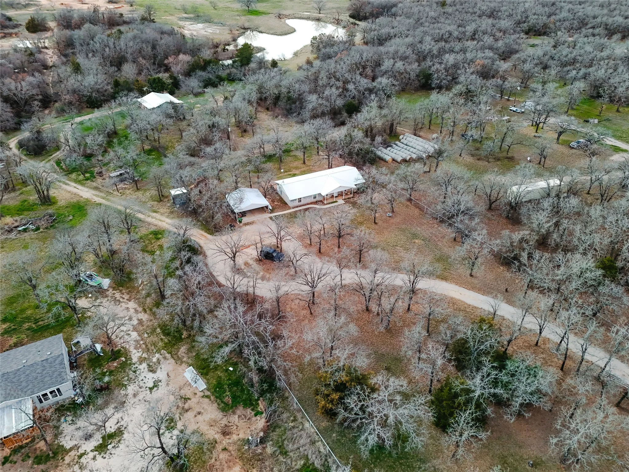 Single Family Residence For Sale in Wise County , 241 County Road 3689, Paradise, Texas 76073, 4 Bedroom, 2 Bathroom, Garage spaces, 2,410 Sqft, built in 1987, Price $514,900, mls#21334389, Real Estate Agent in Paradise, Homes For Sale in Wise county, Homes For Sale in Paradise, Realtor in Paradise Texas, Real Estate Brokerage Independent Realty Texas, Luminita Cordes Realtor