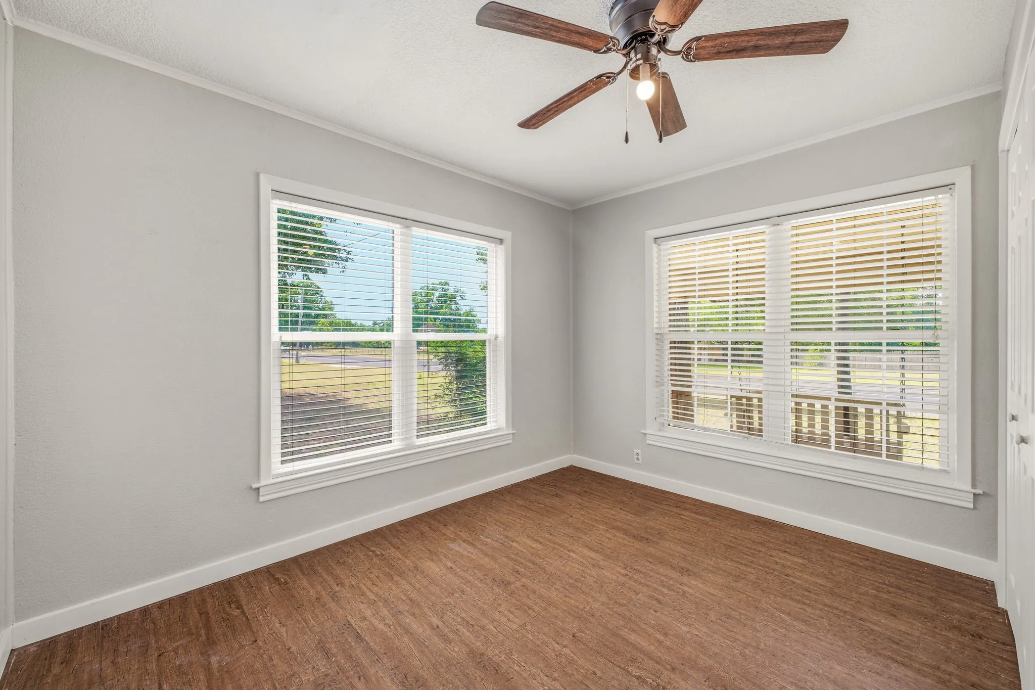 Single Family Residence For Sale in Erath County , 4626 N State Highway 108, Stephenville, Texas 76401, 5 Bedroom, 3 Bathroom, Garage spaces, 2,040 Sqft, built in 1940, mls#21334235, Real Estate Agent in Stephenville, Homes For Sale in Erath county, Homes For Sale in Stephenville, Realtor in Stephenville Texas, Real Estate Brokerage Independent Realty Texas, Luminita Cordes Realtor